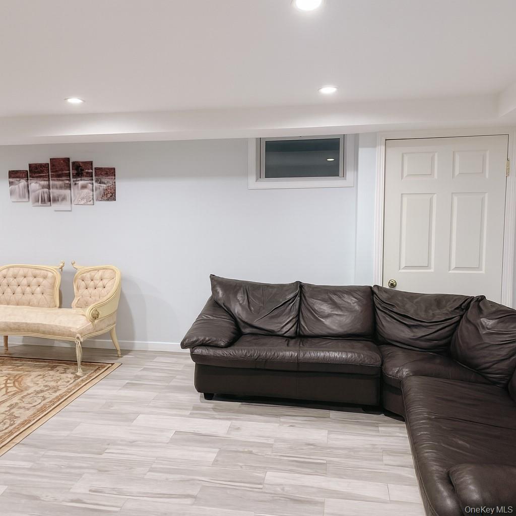 9 Bagley Avenue Property Photo 10