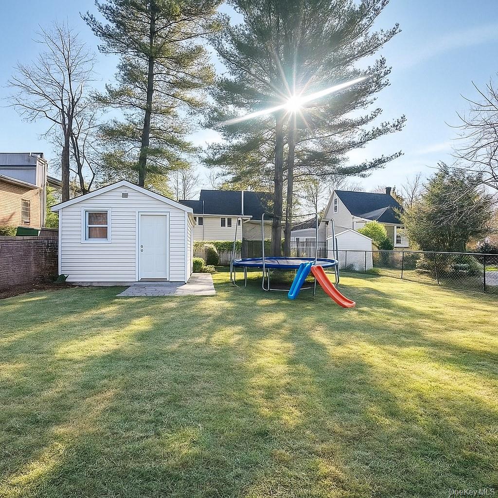 9 Bagley Avenue Property Photo 11