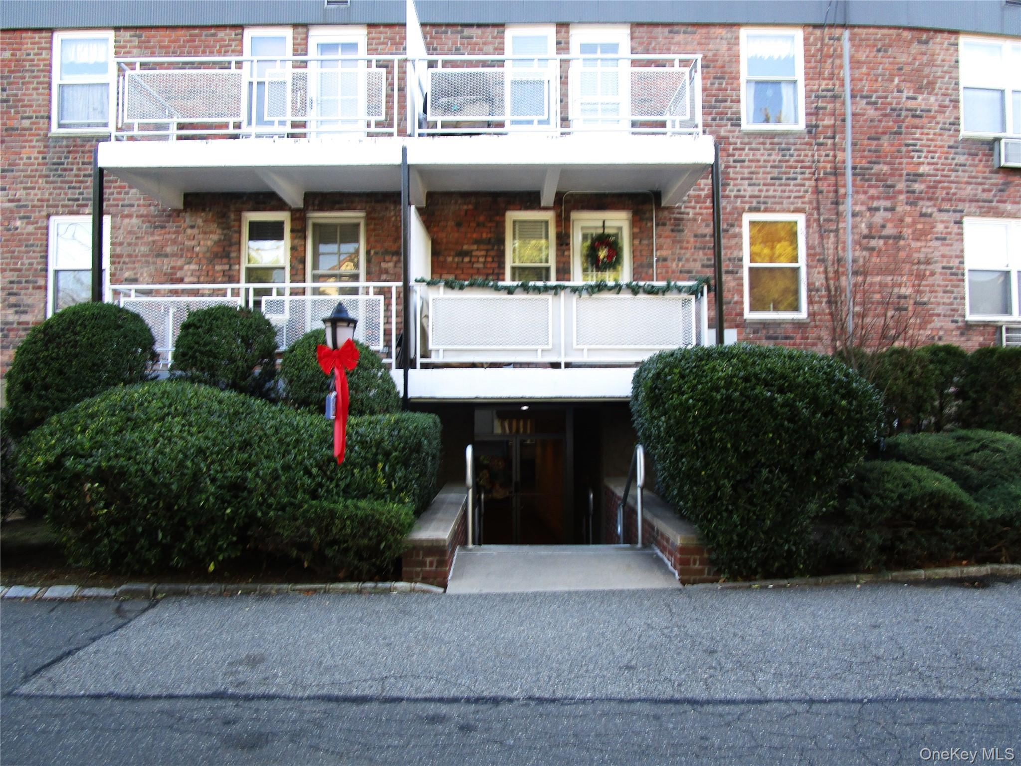 20 Daley Place 128 Property Photo 37
