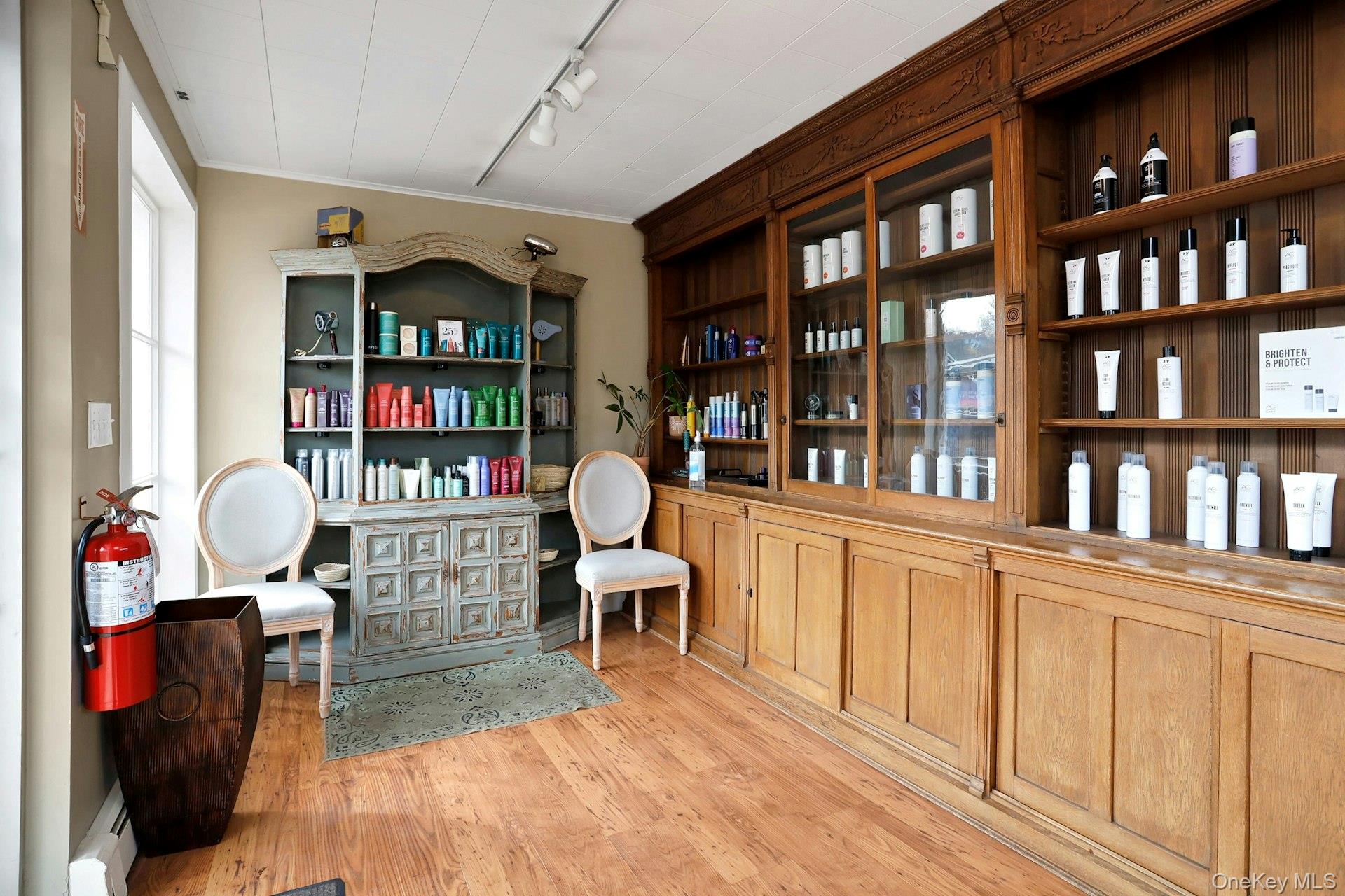 14 Front Street Property Photo 7