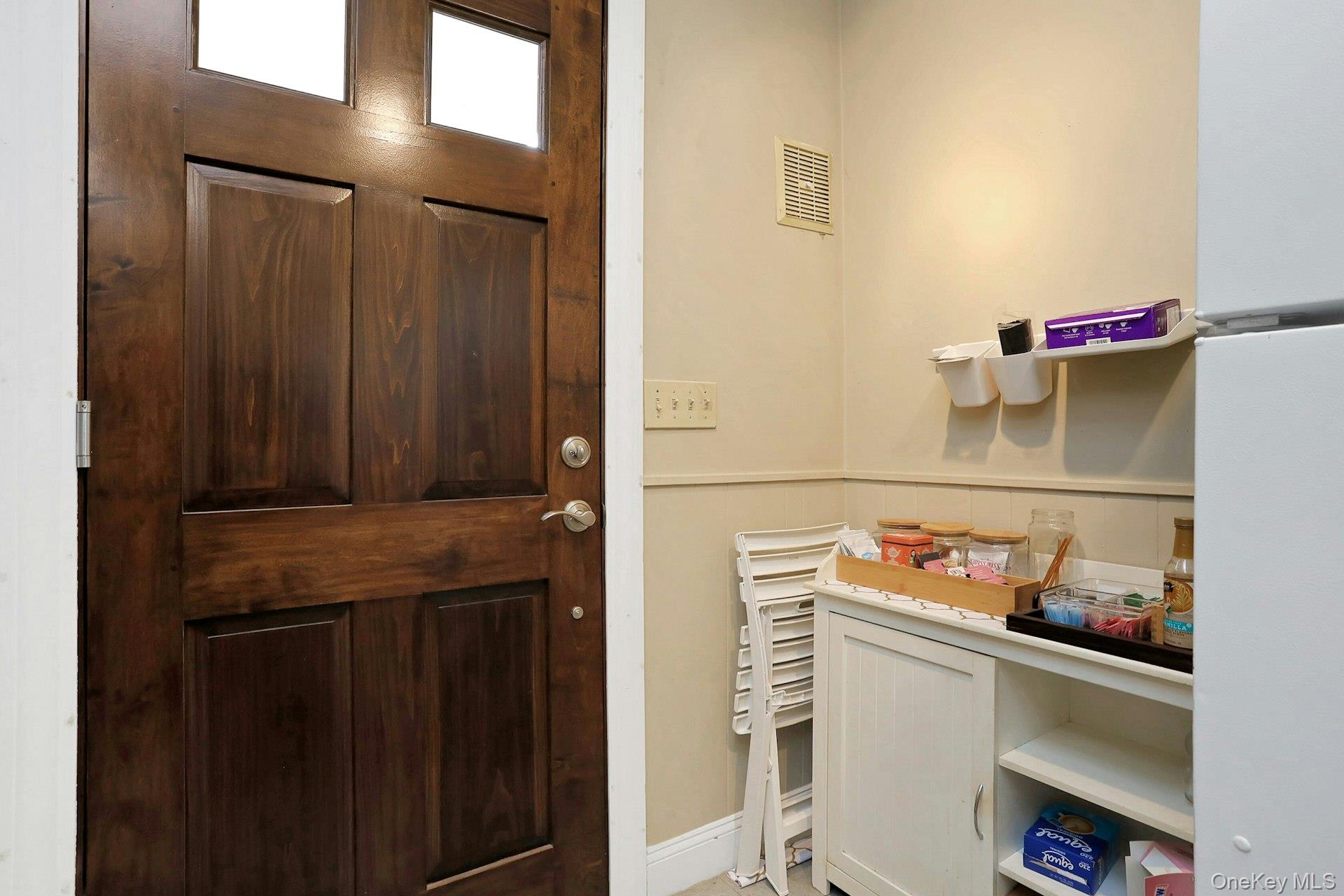14 Front Street Property Photo 20