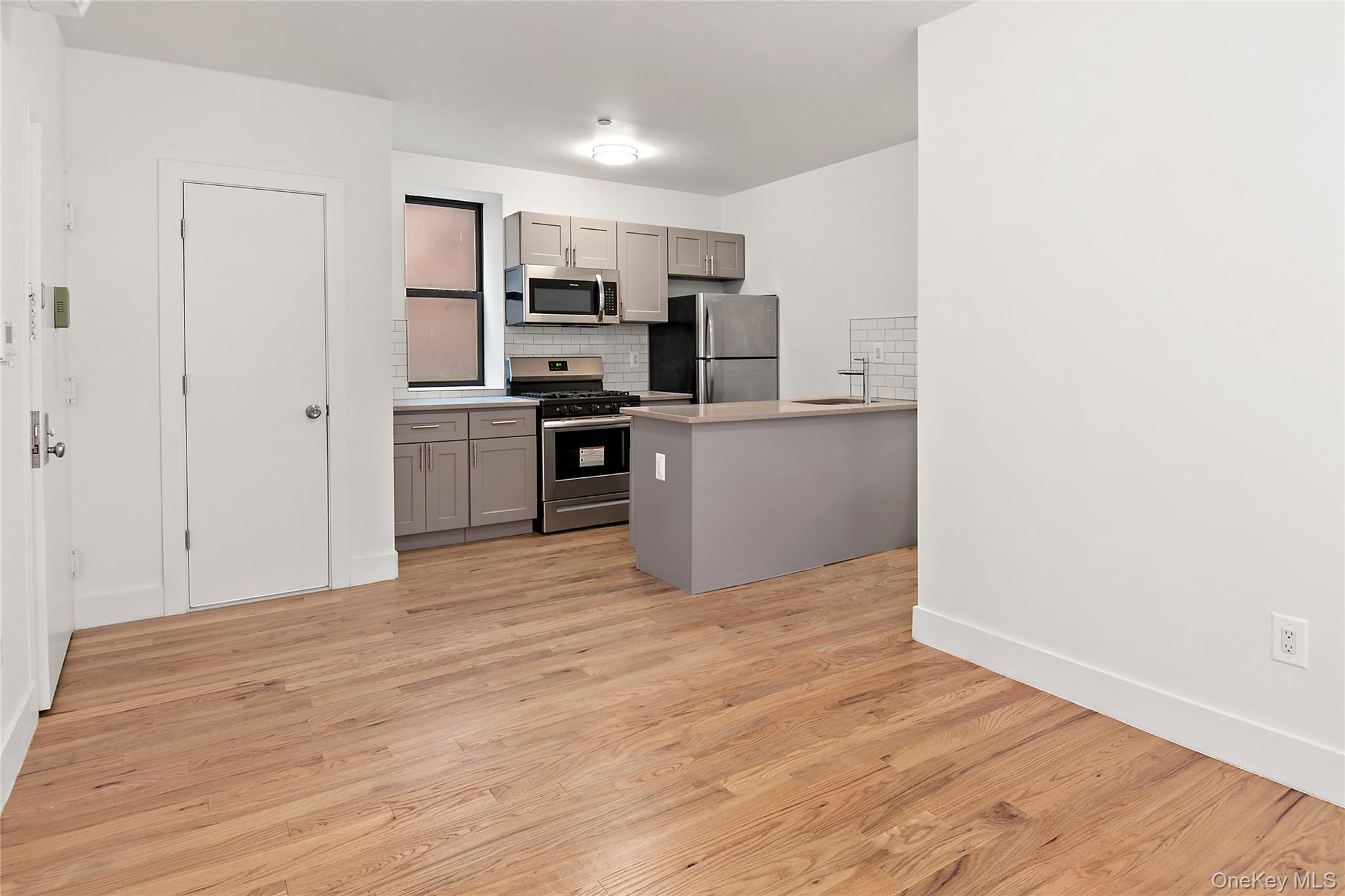1845 Andrews Avenue Property Photo 7