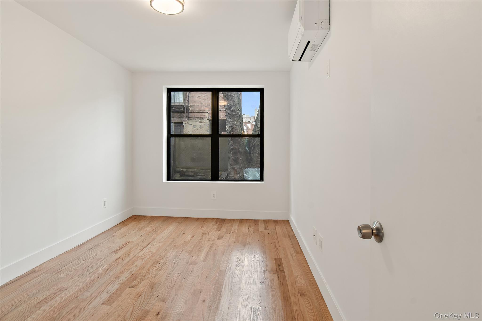 1845 Andrews Avenue Property Photo 13