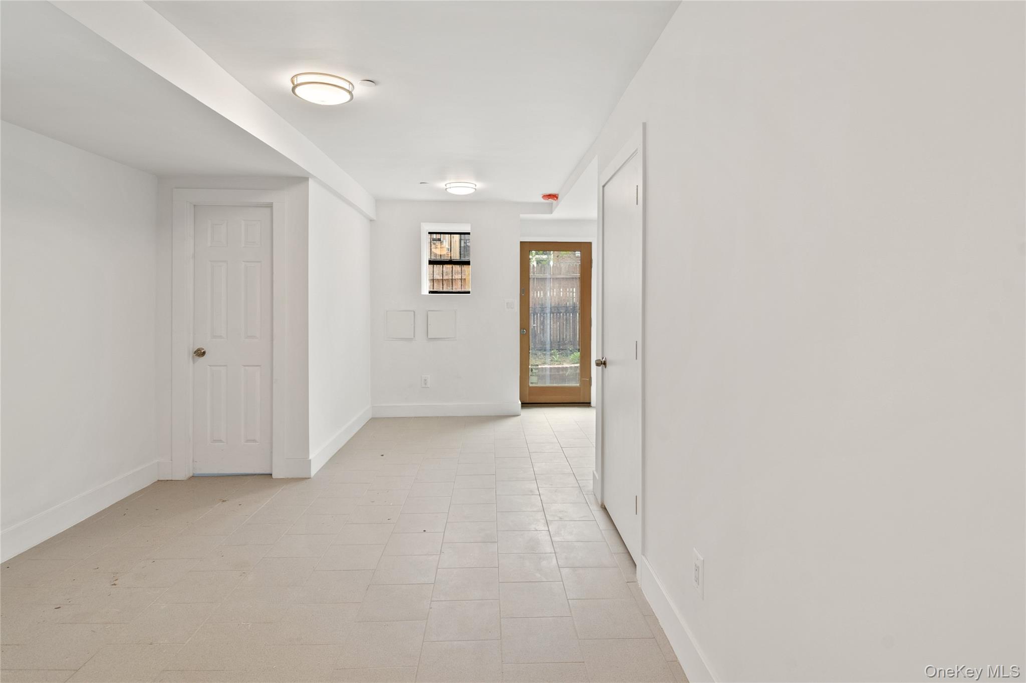 1845 Andrews Avenue Property Photo 35