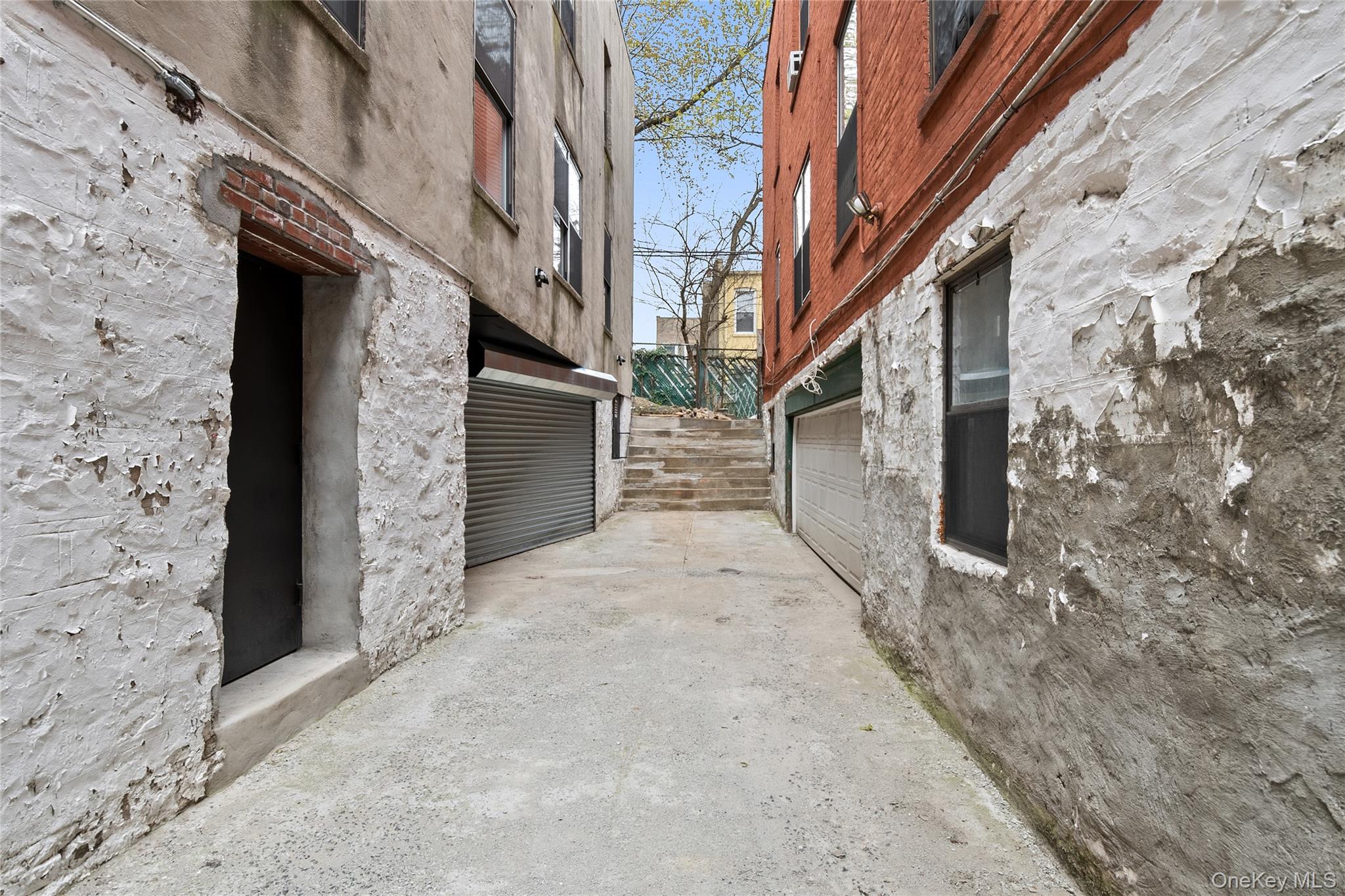 1845 Andrews Avenue Property Photo 46