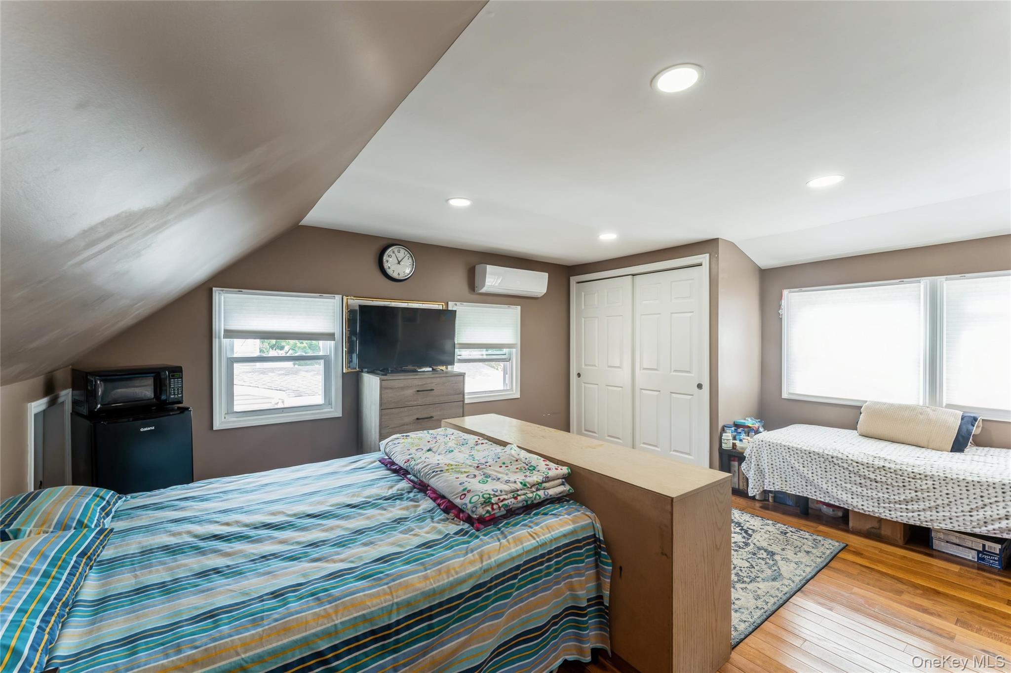 13 Floral Lane Property Photo 12