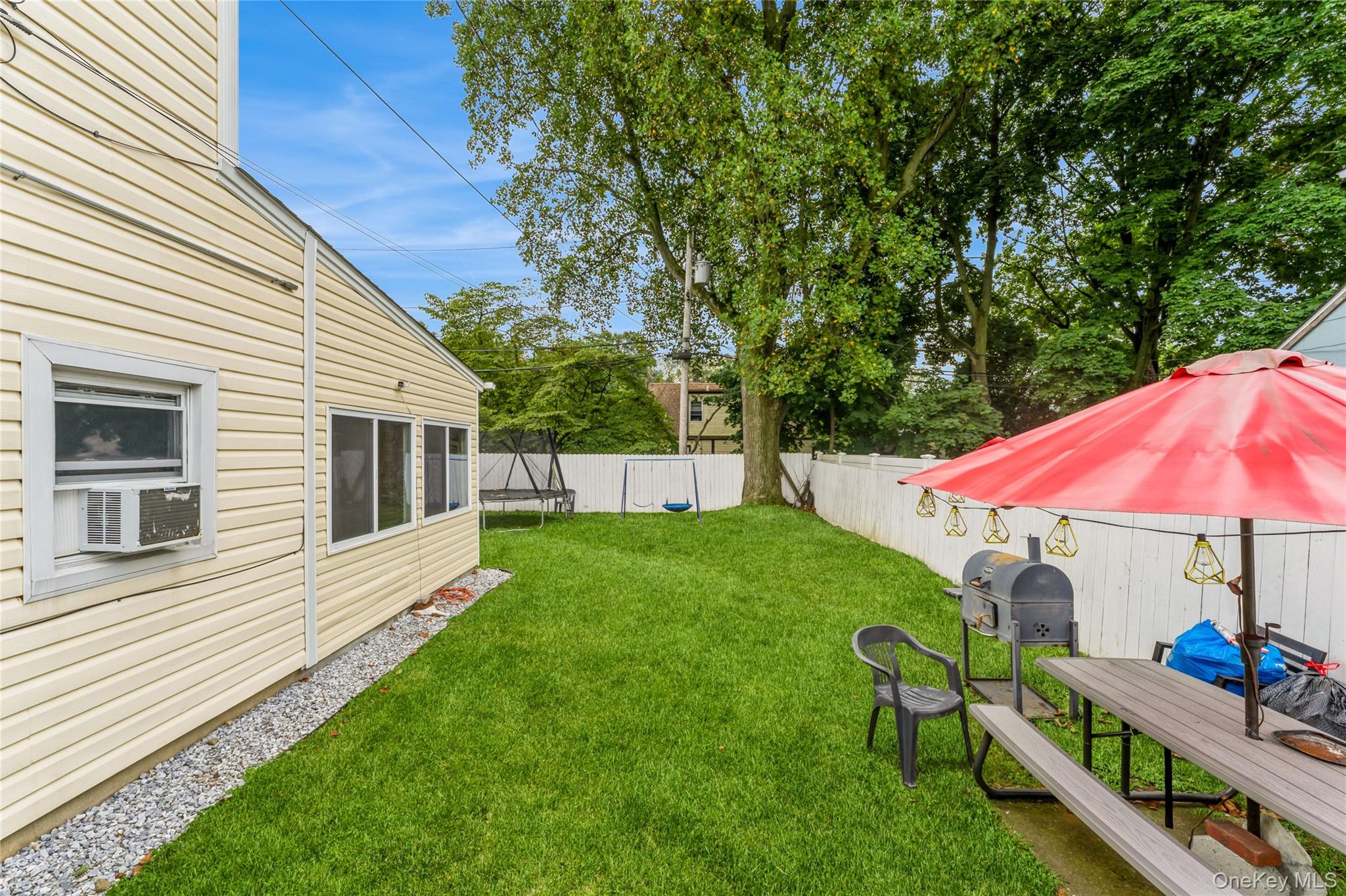 13 Floral Lane Property Photo 16
