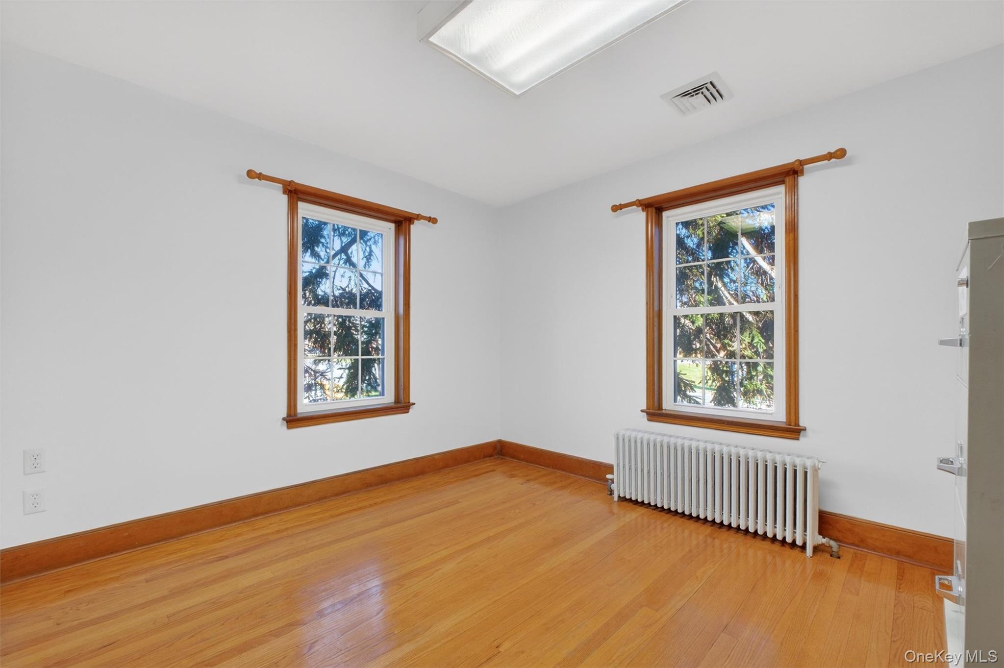 563 Temple Hill Road Property Photo 9