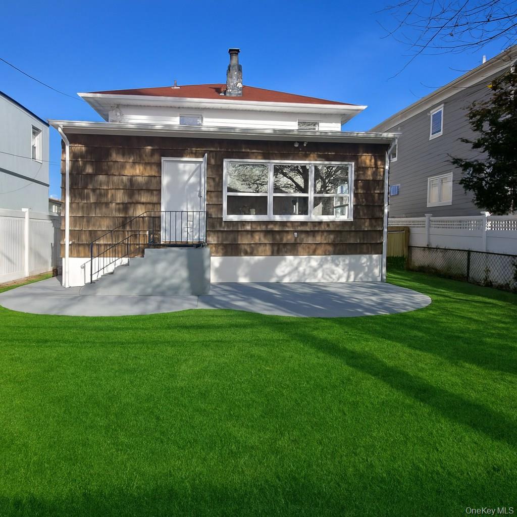 540 E State Street Property Photo 10