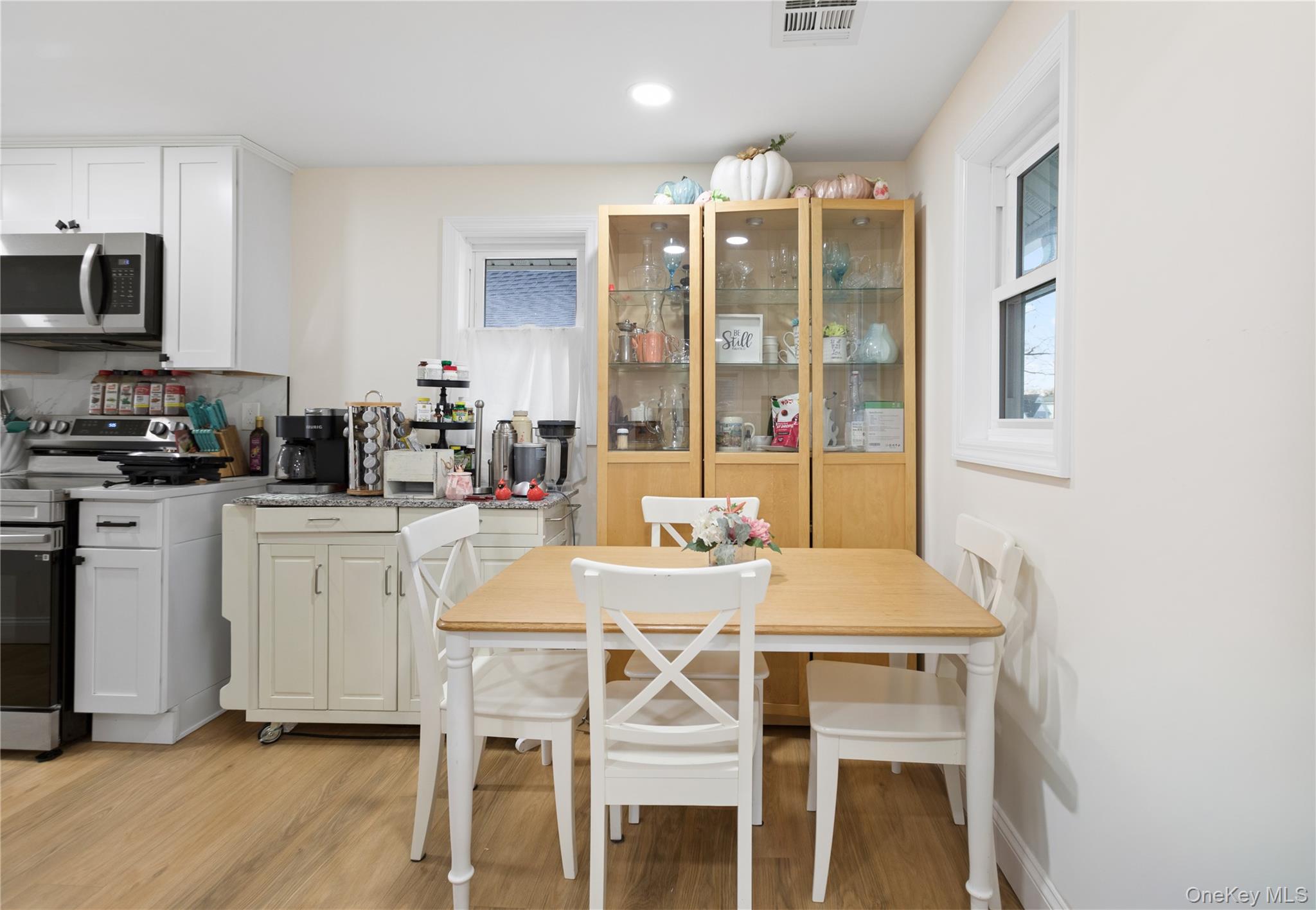 305 4th Avenue Property Photo 13