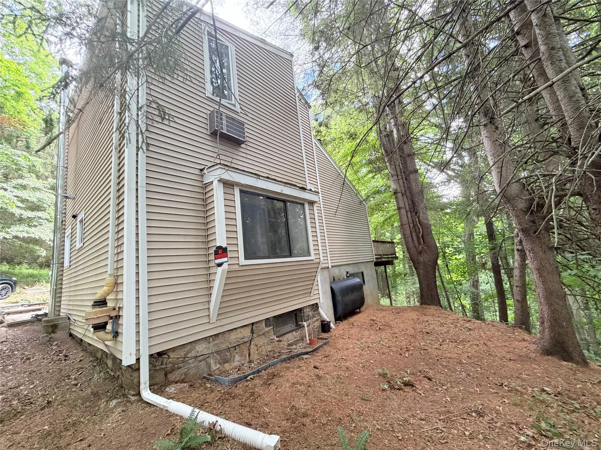 10 Green Acres Lane Property Photo 3