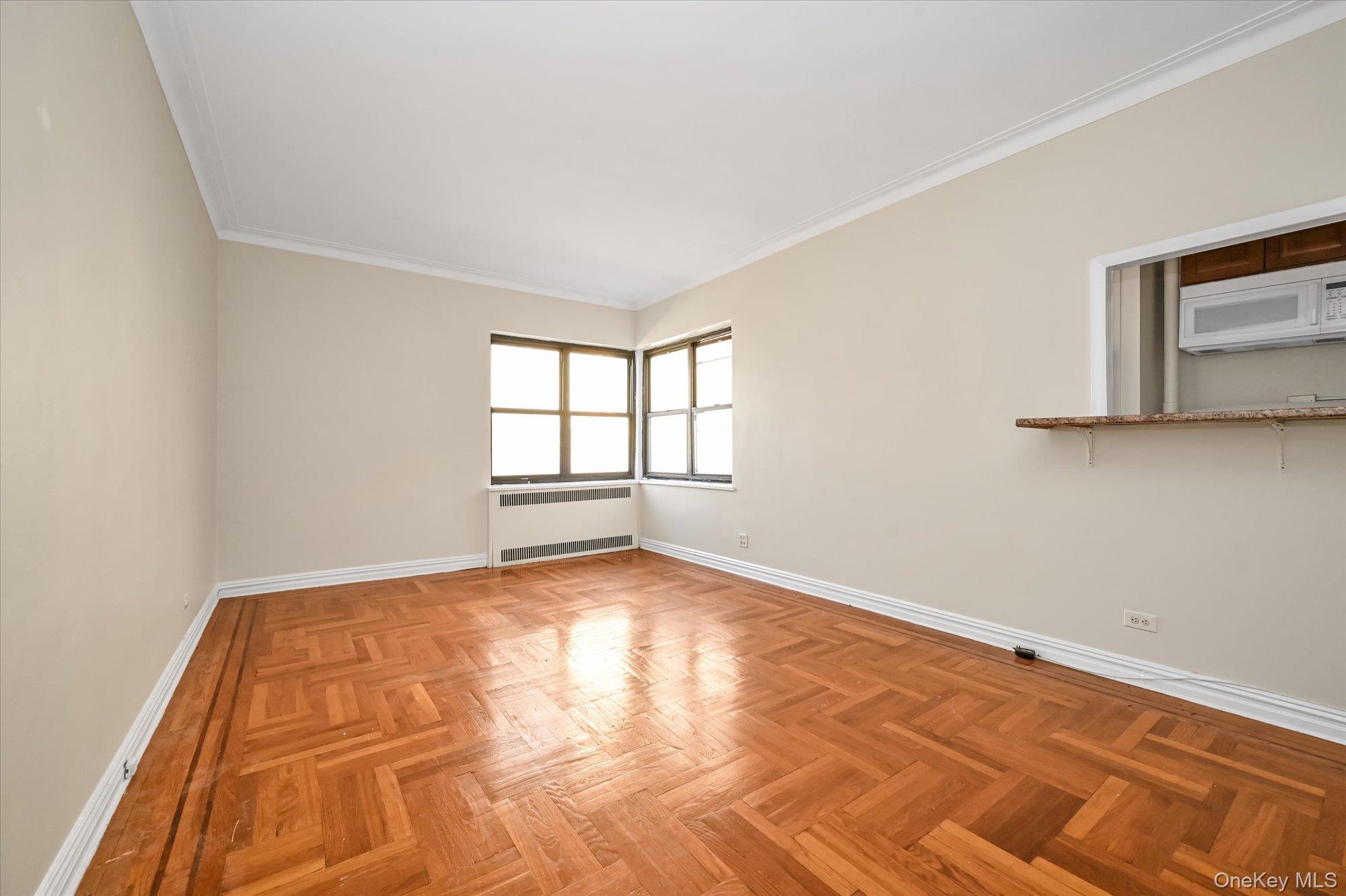 210 Martine Avenue 6m Property Photo 4