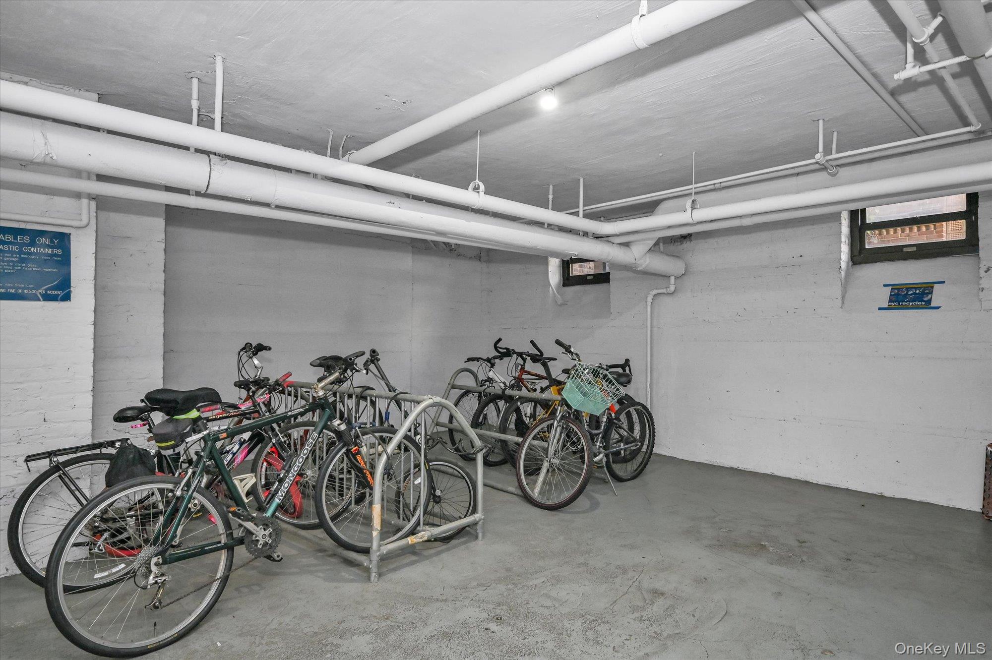 210 Martine Avenue 6m Property Photo 14