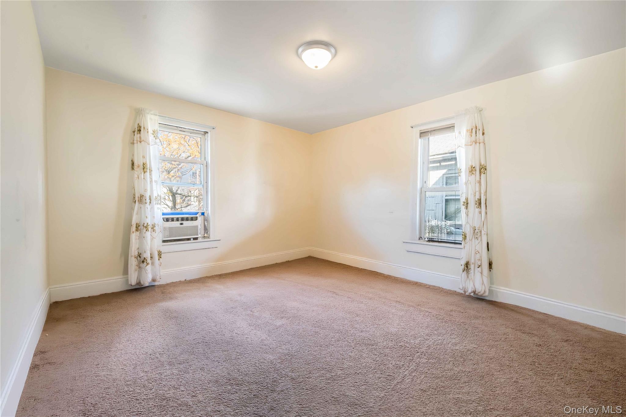 11613 95th Avenue Property Photo 7