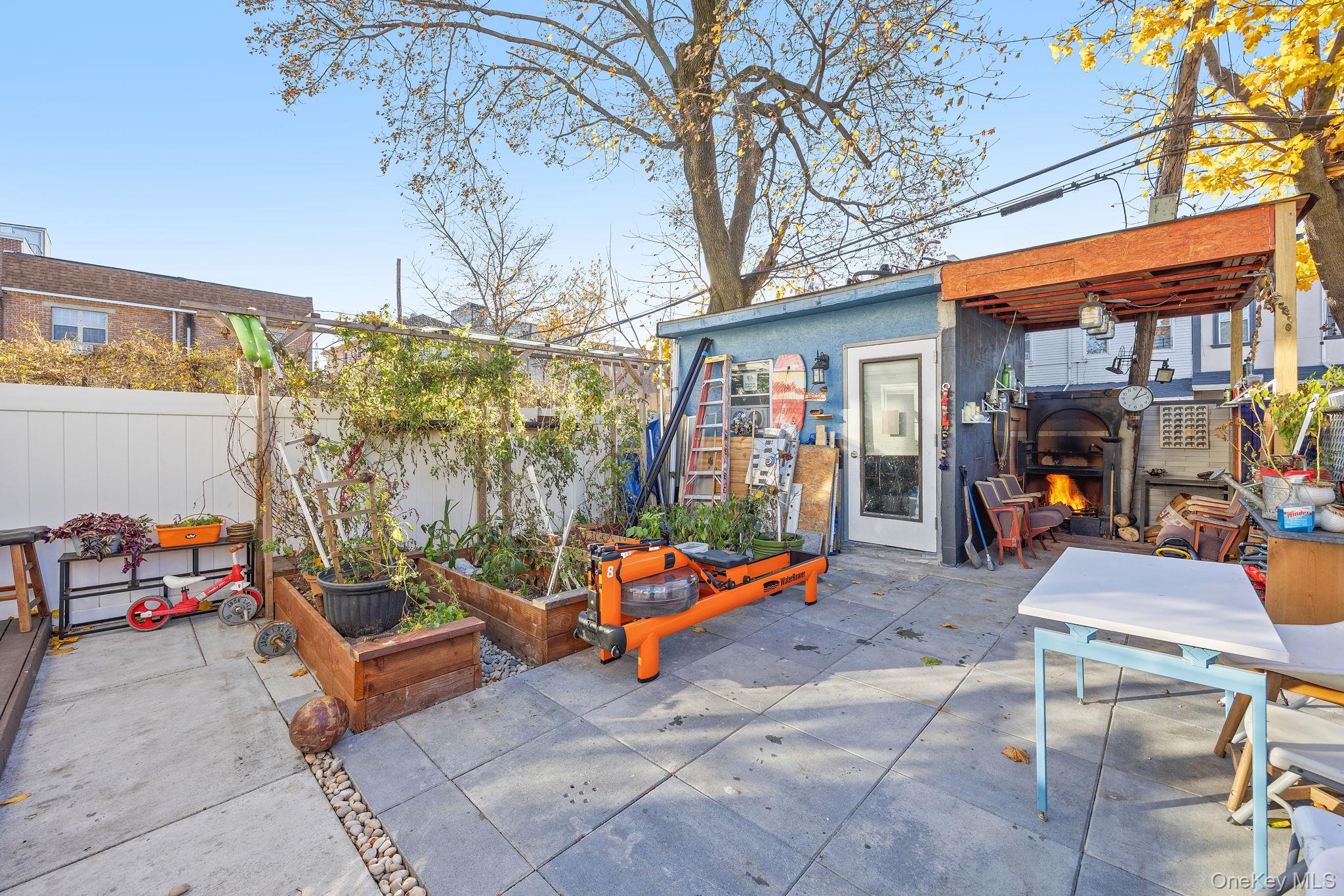 414 Chestnut Street Property Photo 6