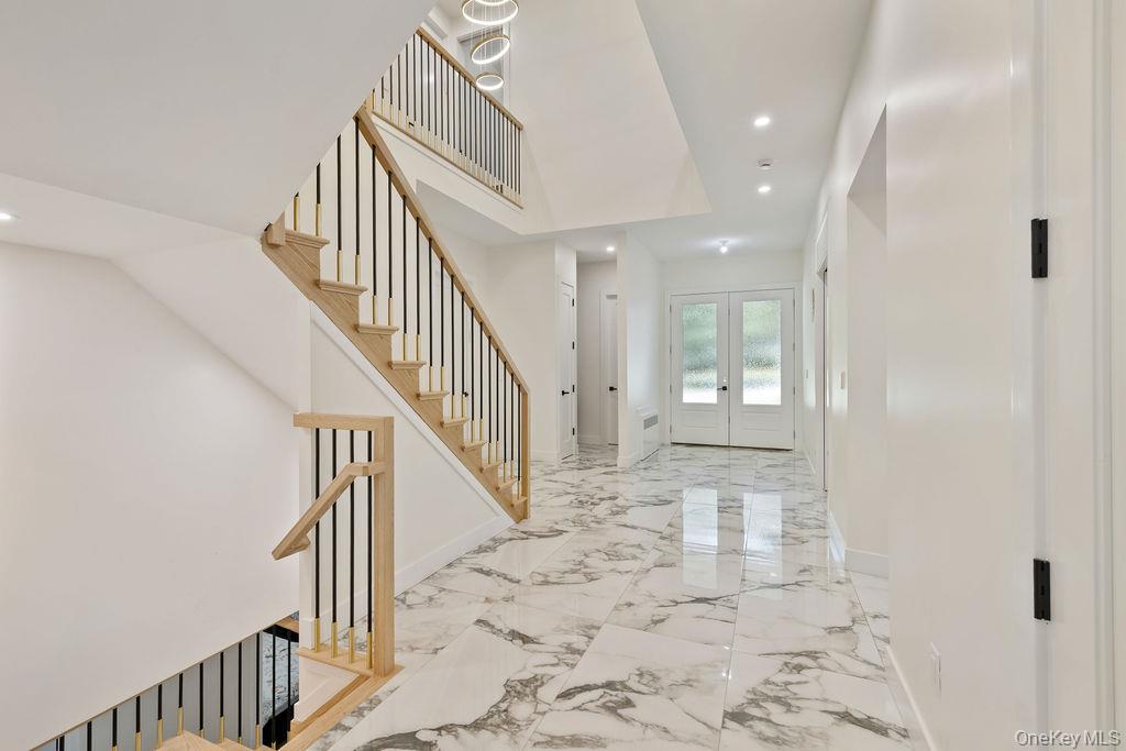 9 Wendover Lane Property Photo 3