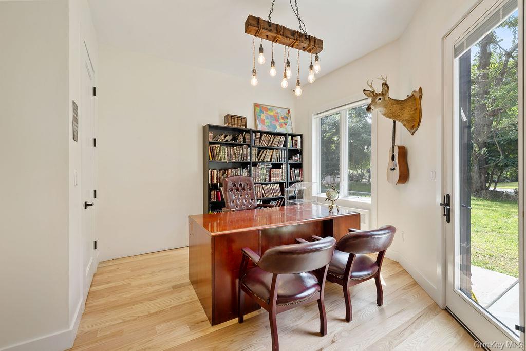 9 Wendover Lane Property Photo 9