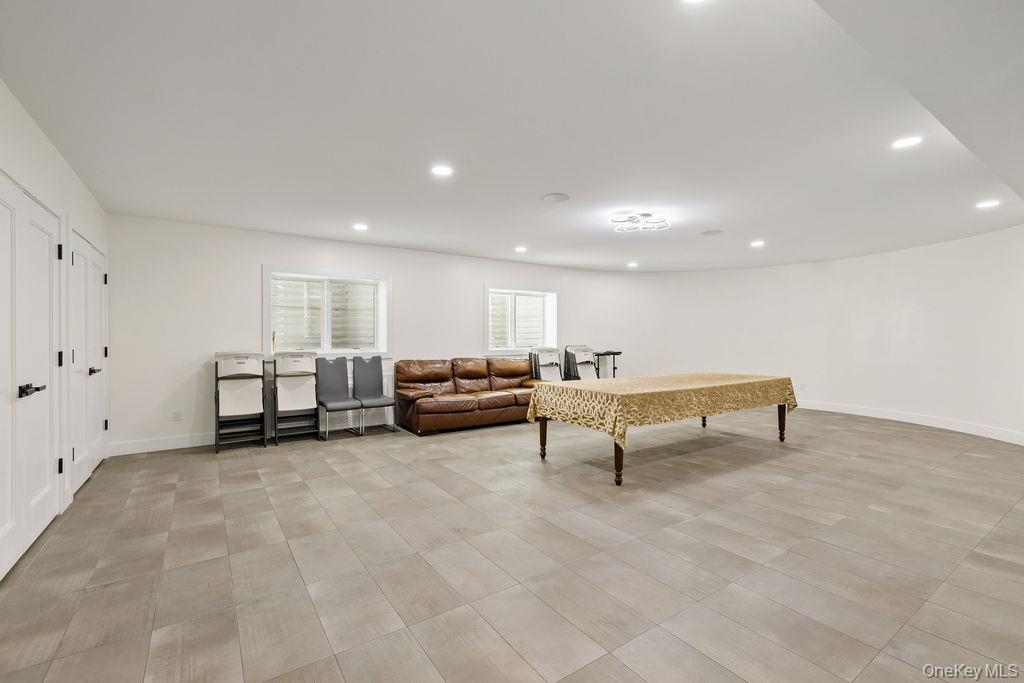 9 Wendover Lane Property Photo 35