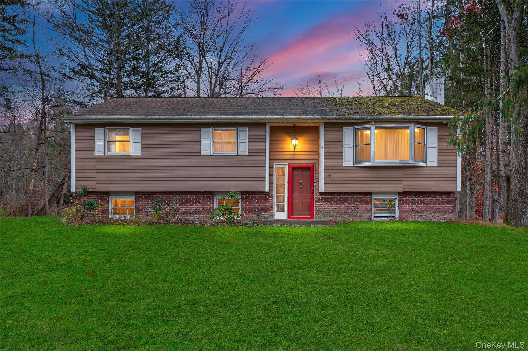 12 Robert Drive Property Photo 1
