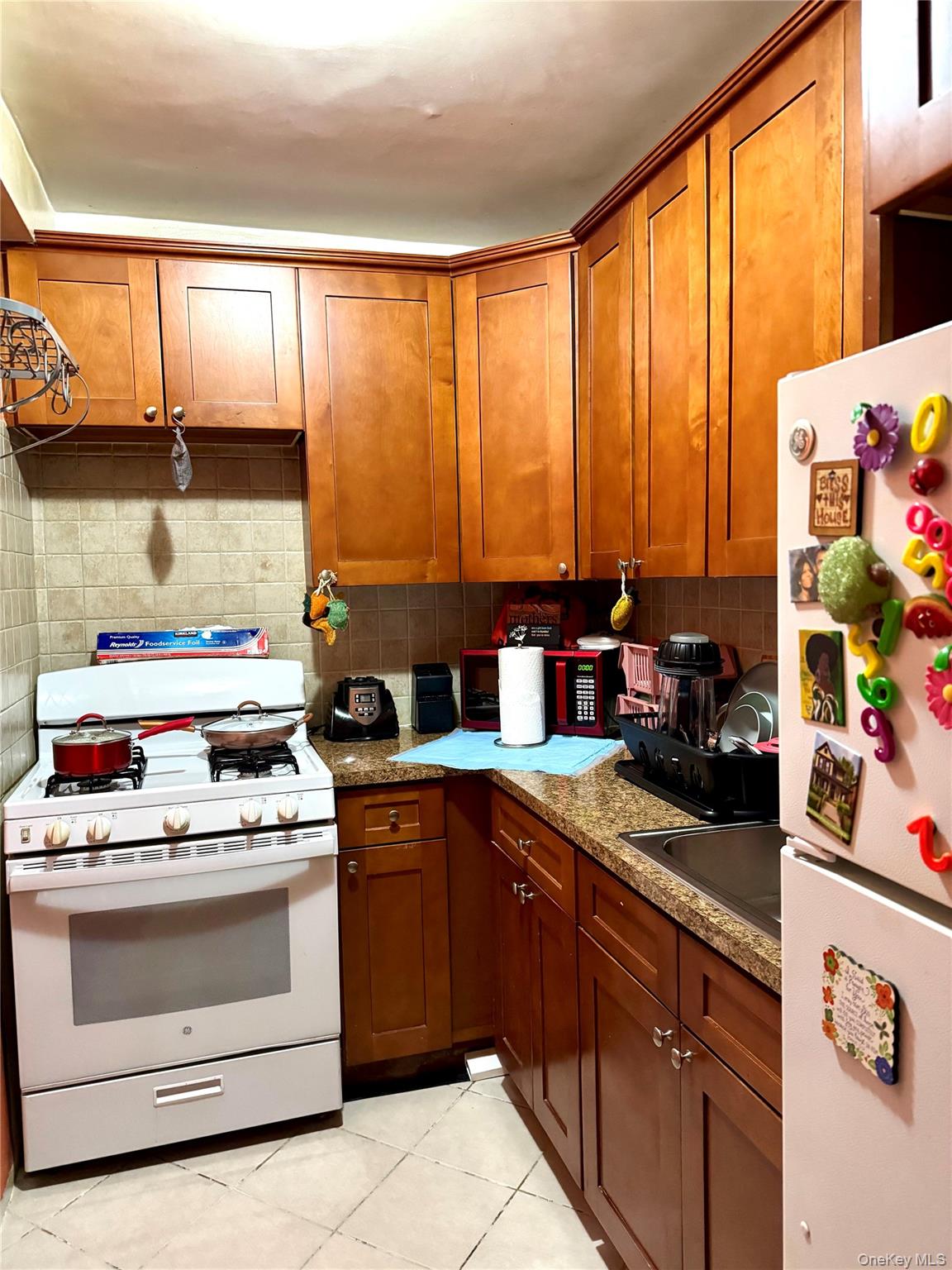 89-15 Parsons Boulevard 9c Property Photo 8