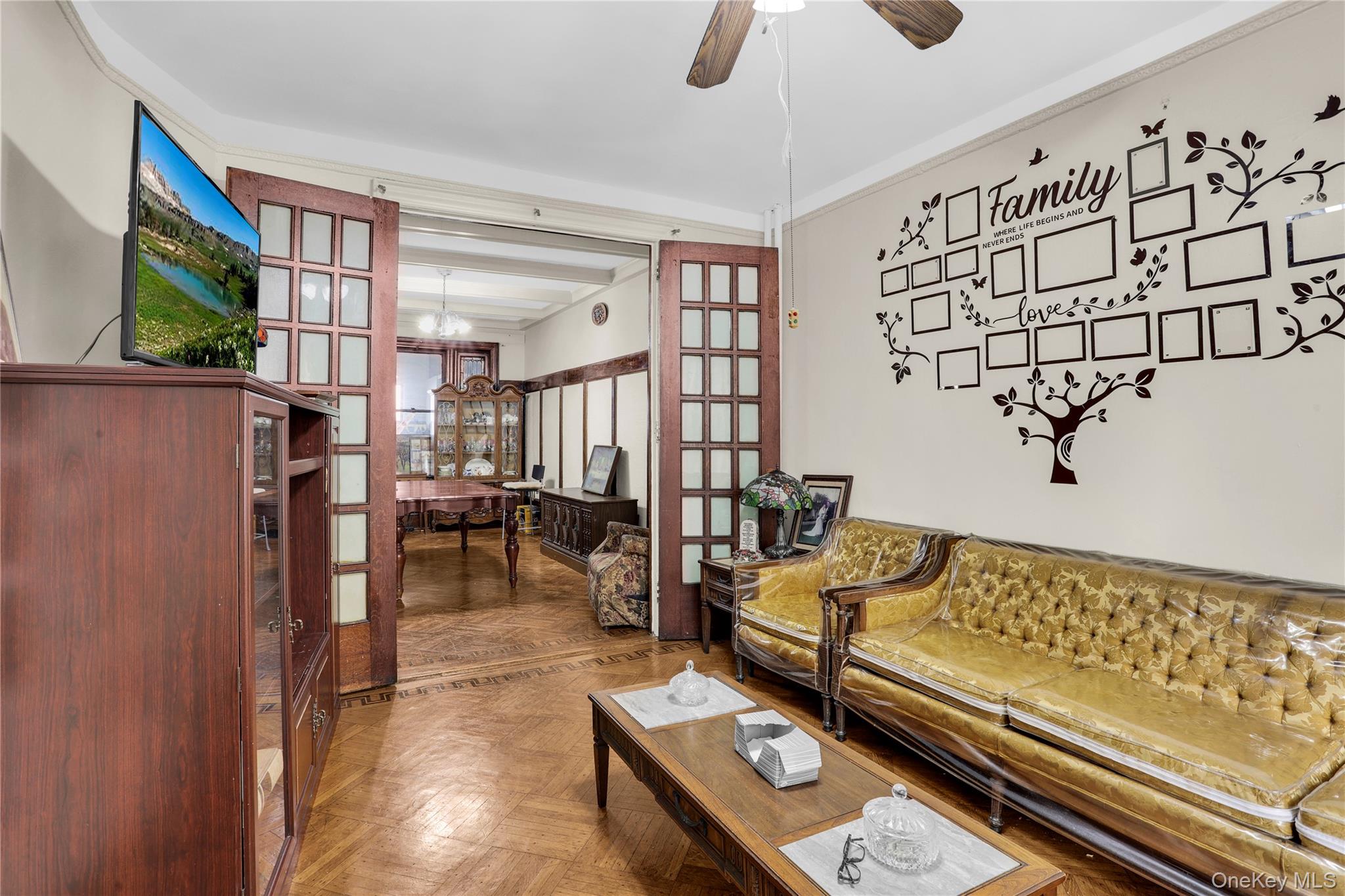 2161 Walton Avenue Property Photo 1