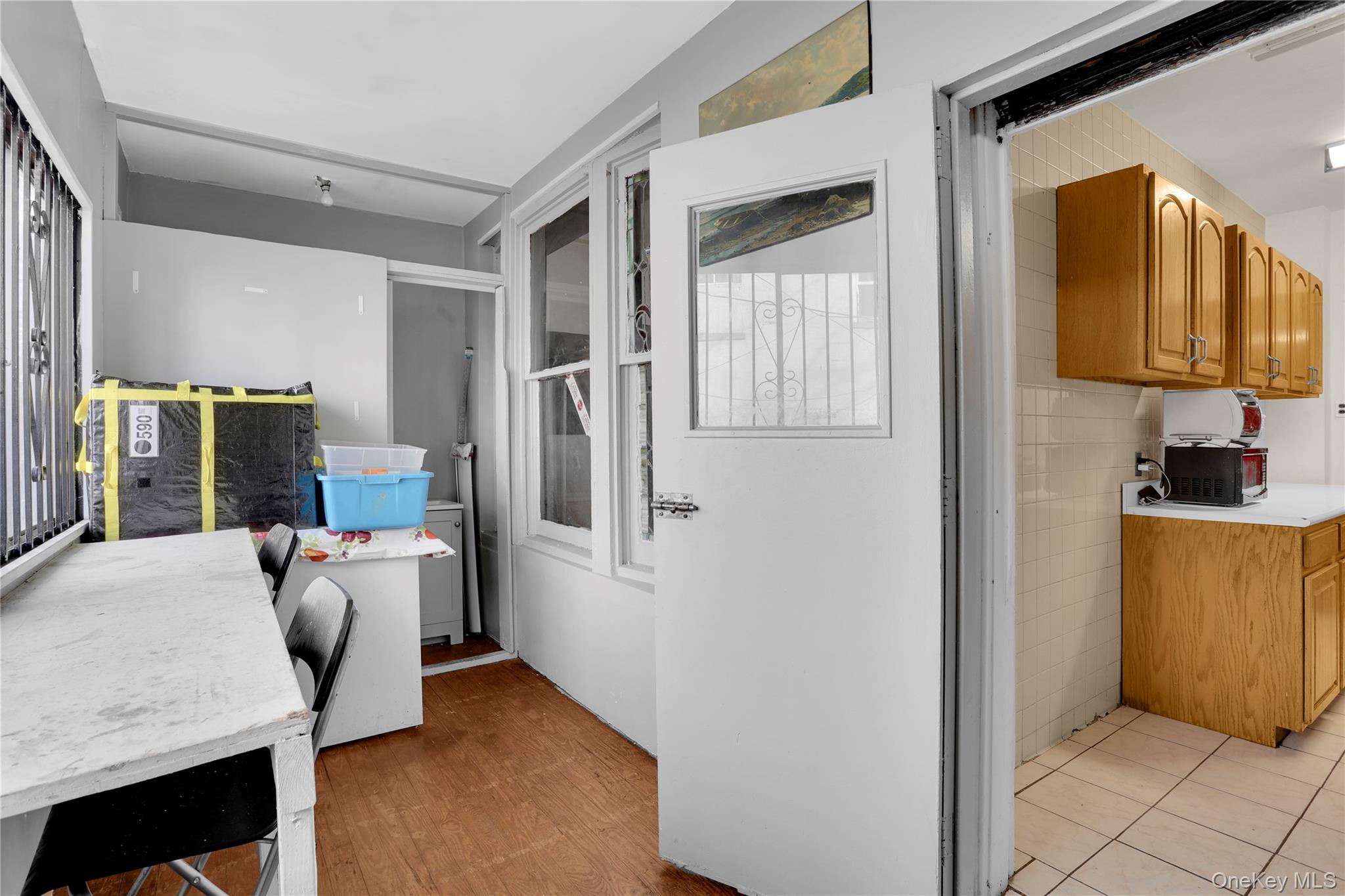 2161 Walton Avenue Property Photo 9