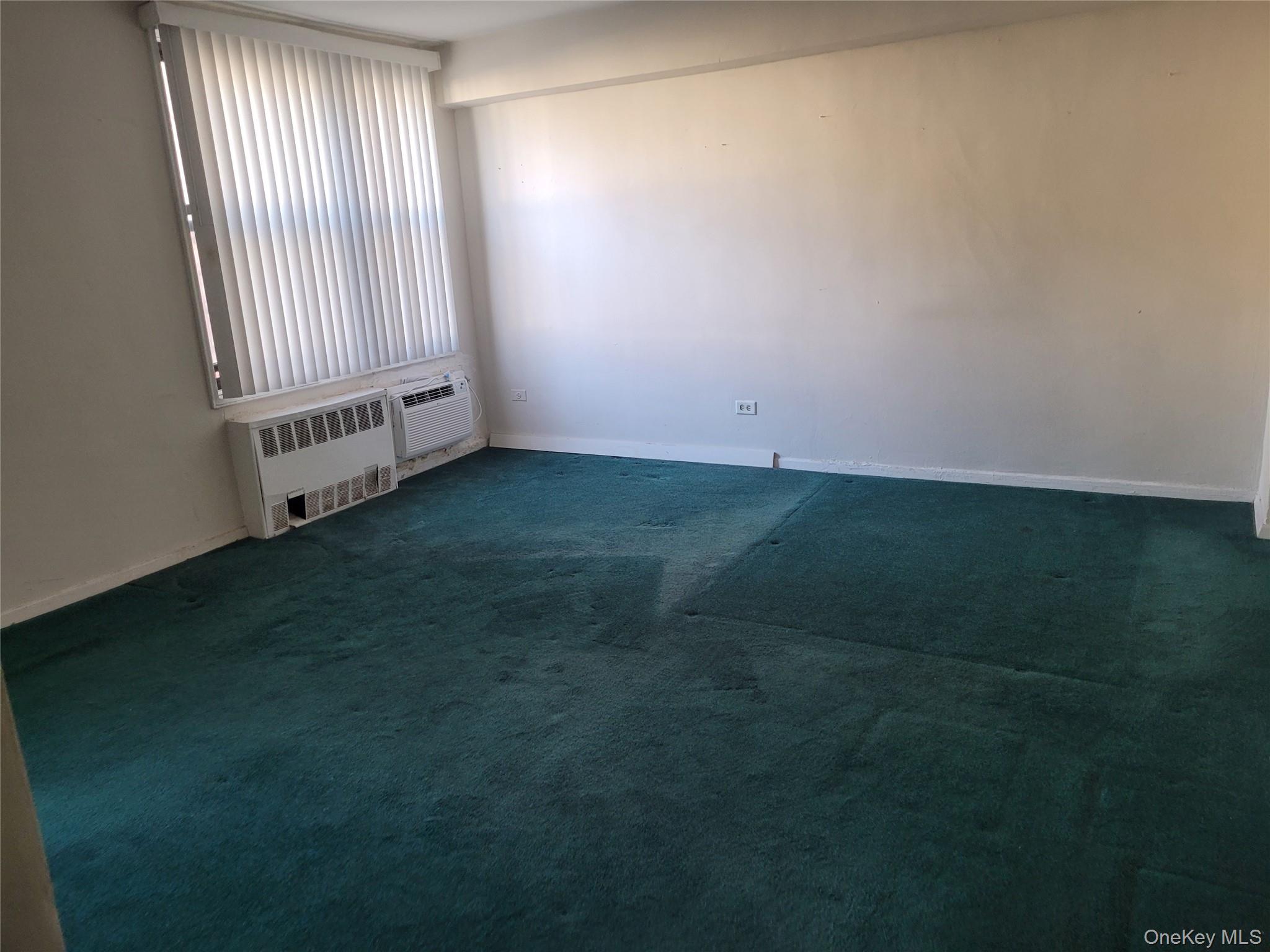 43-25 Douglaston Parkway 4j Property Photo 4