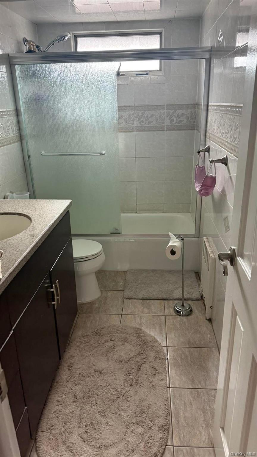 158-40 96th Street Property Photo 5