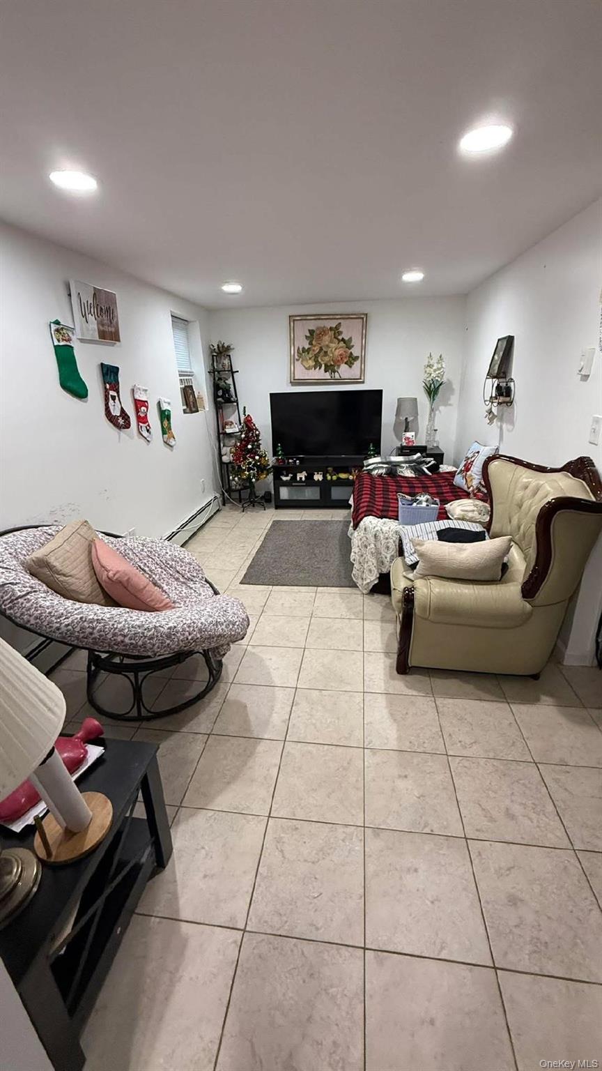 158-40 96th Street Property Photo 8