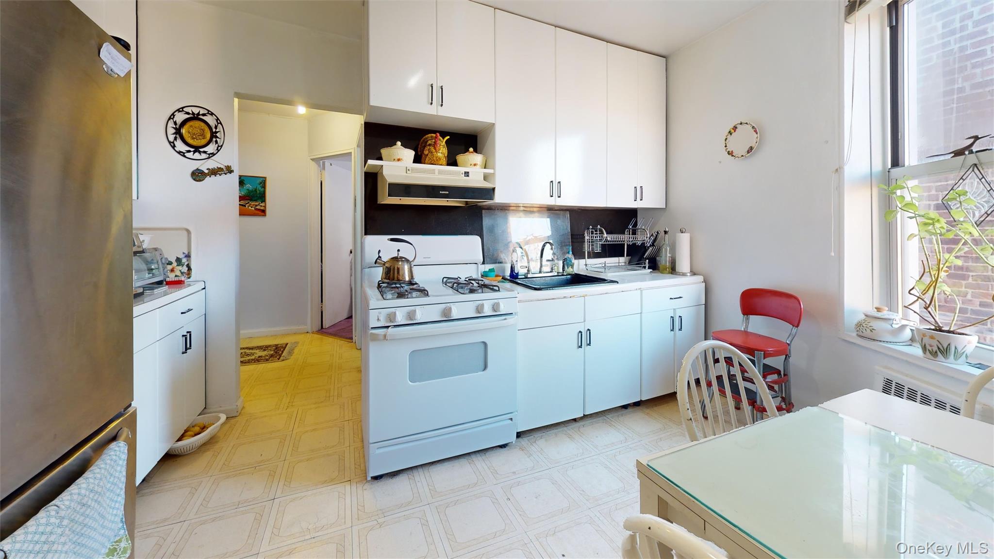 67-30 Clyde Street 7k Property Photo 4