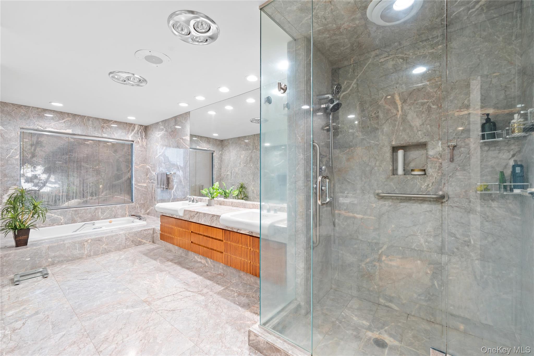 1010 Seawane Drive Property Photo 32