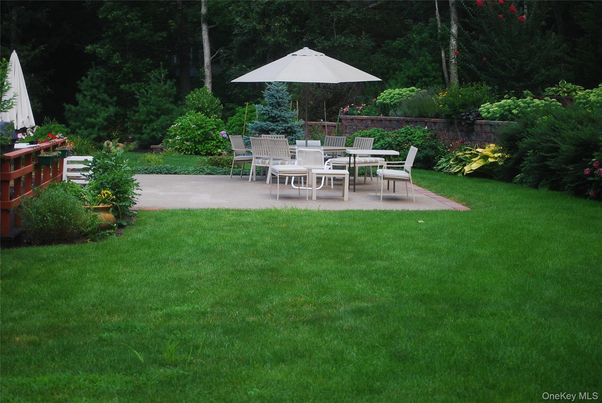 17 Downer Place Property Photo 3