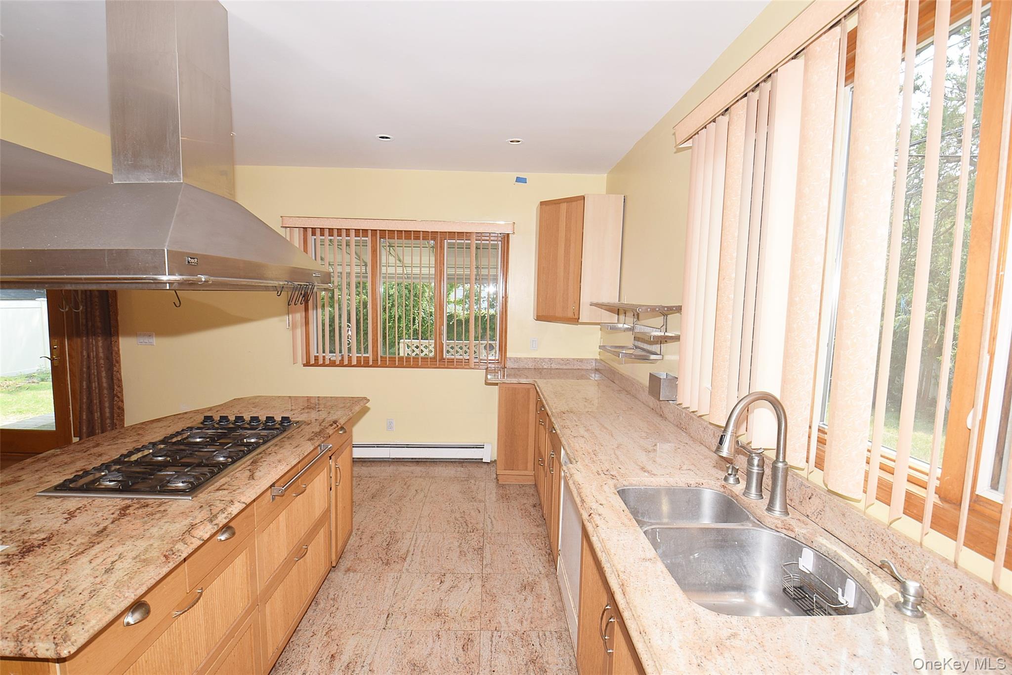 2 Aster Drive Property Photo 8