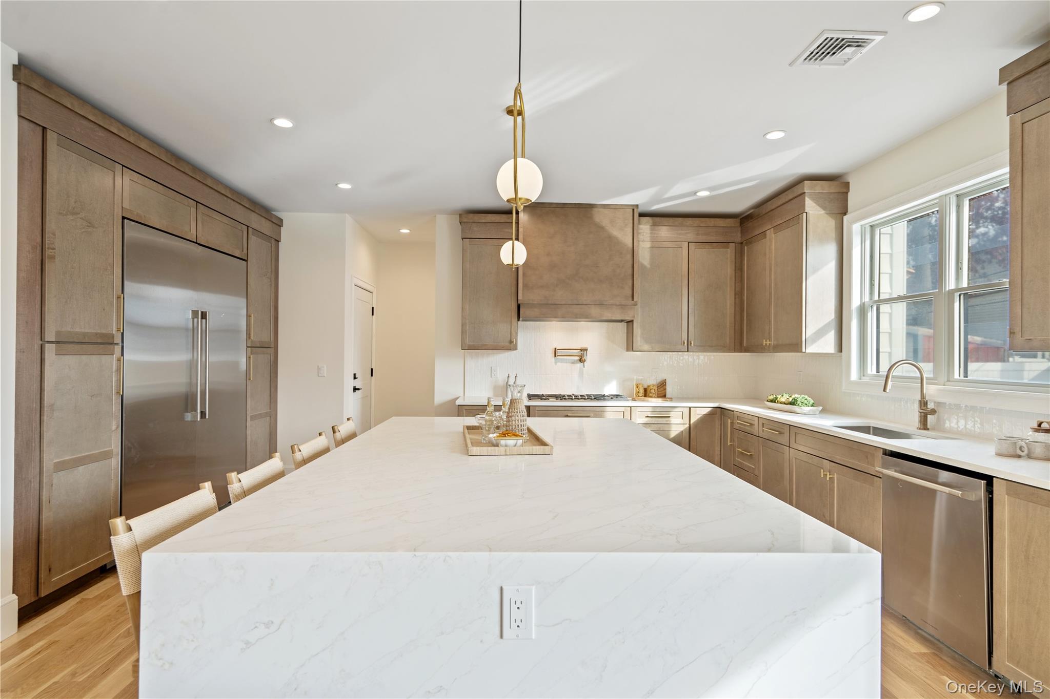 81 Bayview Avenue Property Photo 14