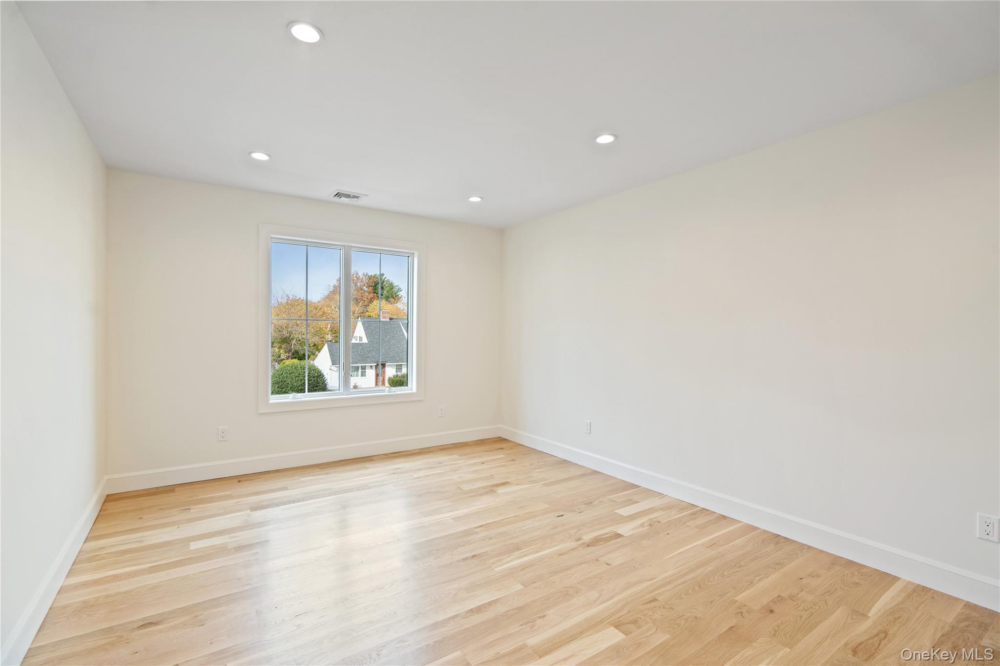 81 Bayview Avenue Property Photo 24