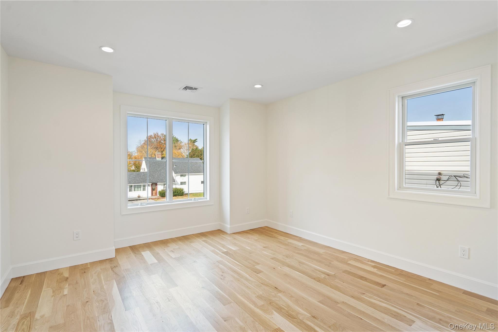 81 Bayview Avenue Property Photo 28