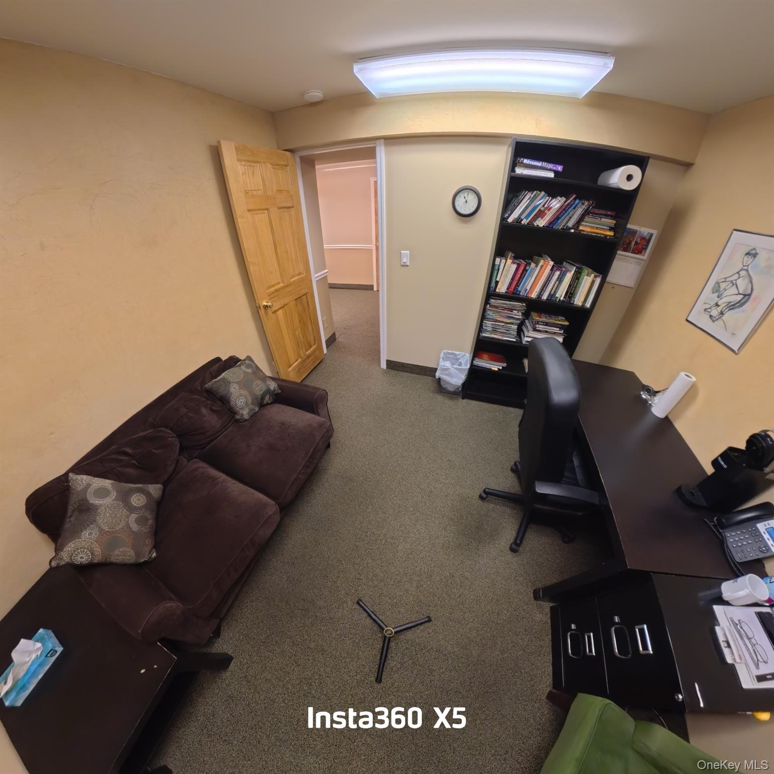 302 Willis Avenue Property Photo 10