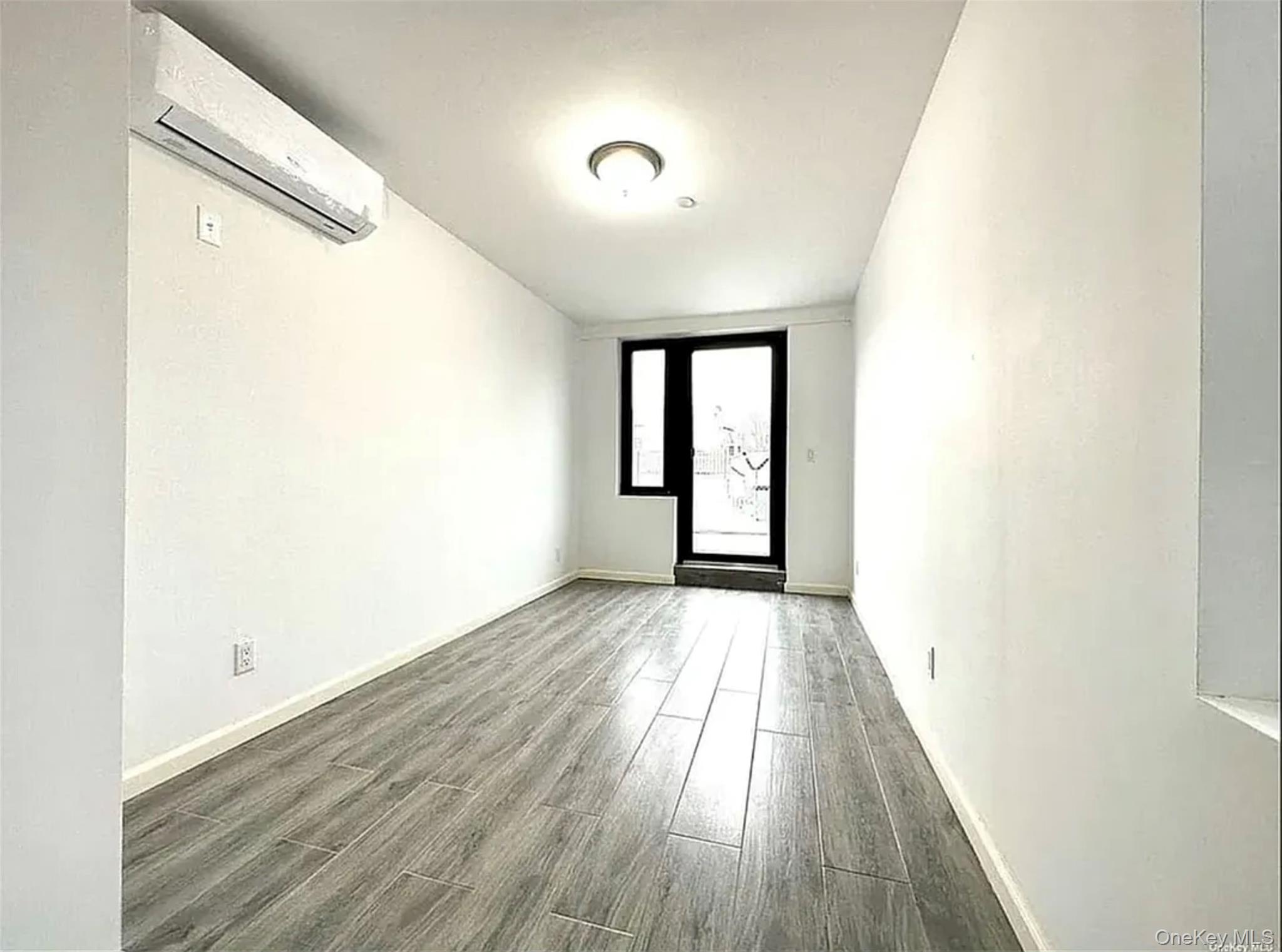 7302 Woodside Avenue 3a Property Photo 8