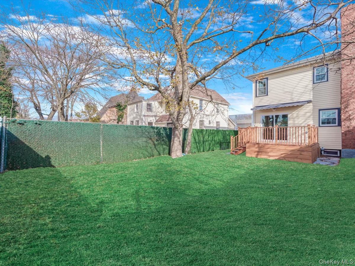 10514 Van Wyck Expressway Property Photo 25