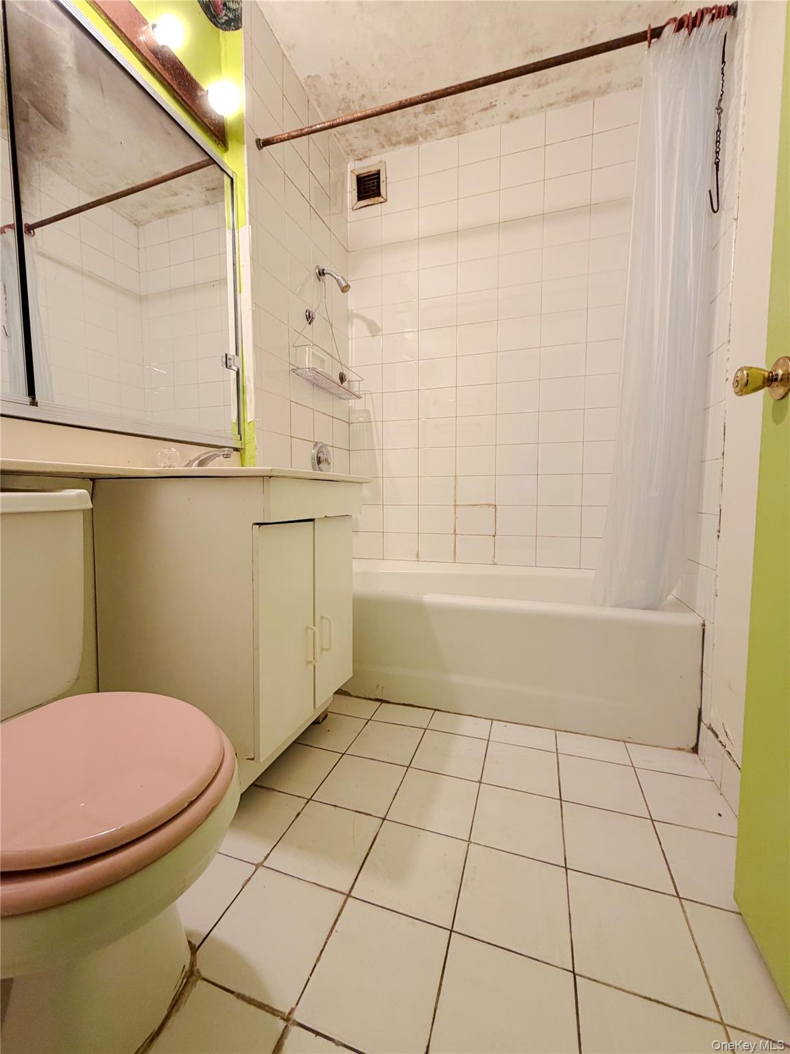 520 W 112th Street 4b Property Photo 7