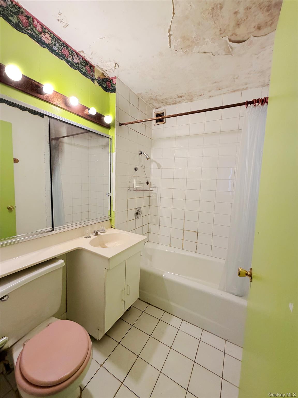 520 W 112th Street 4b Property Photo 9
