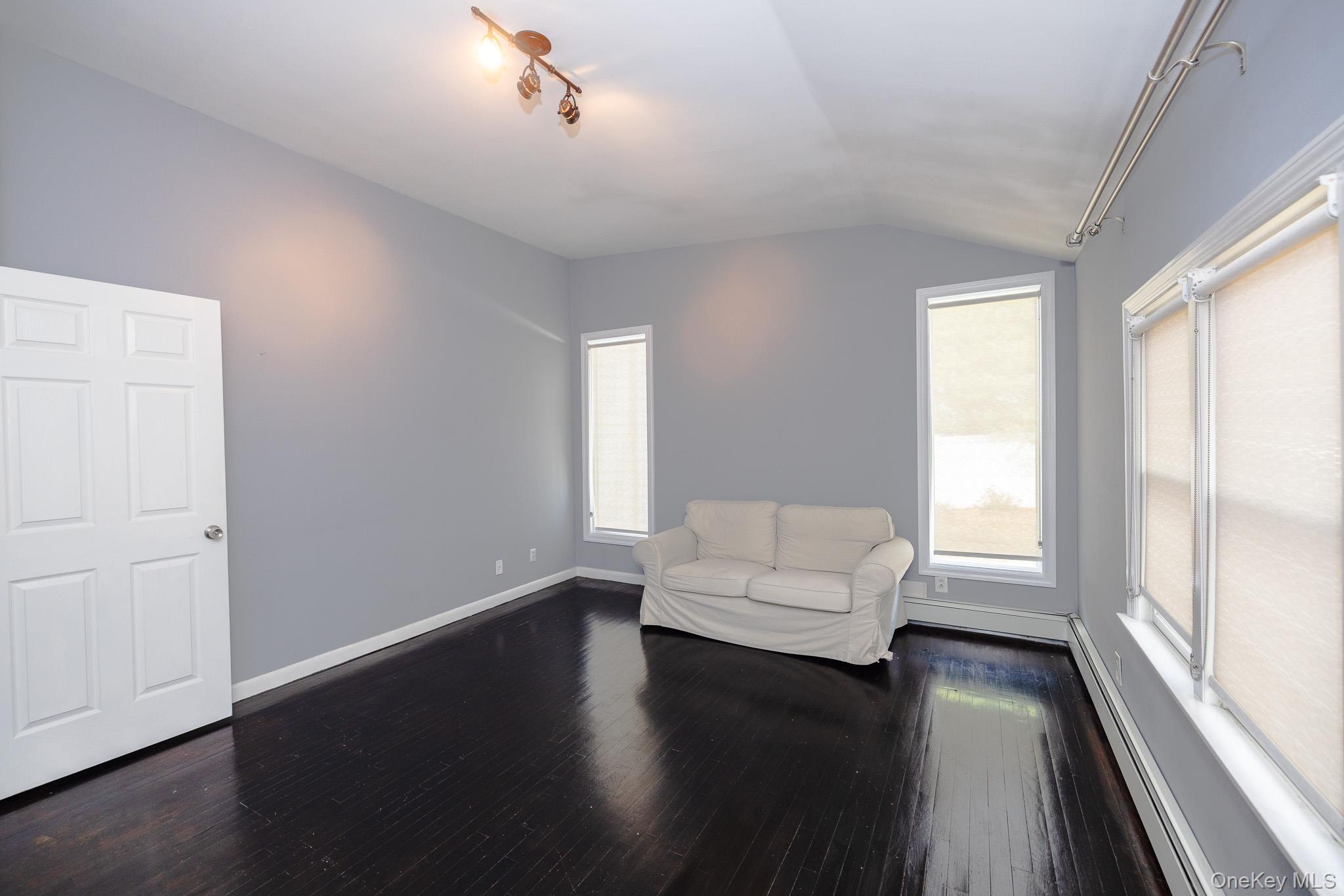 94 Kings Drive Property Photo 31
