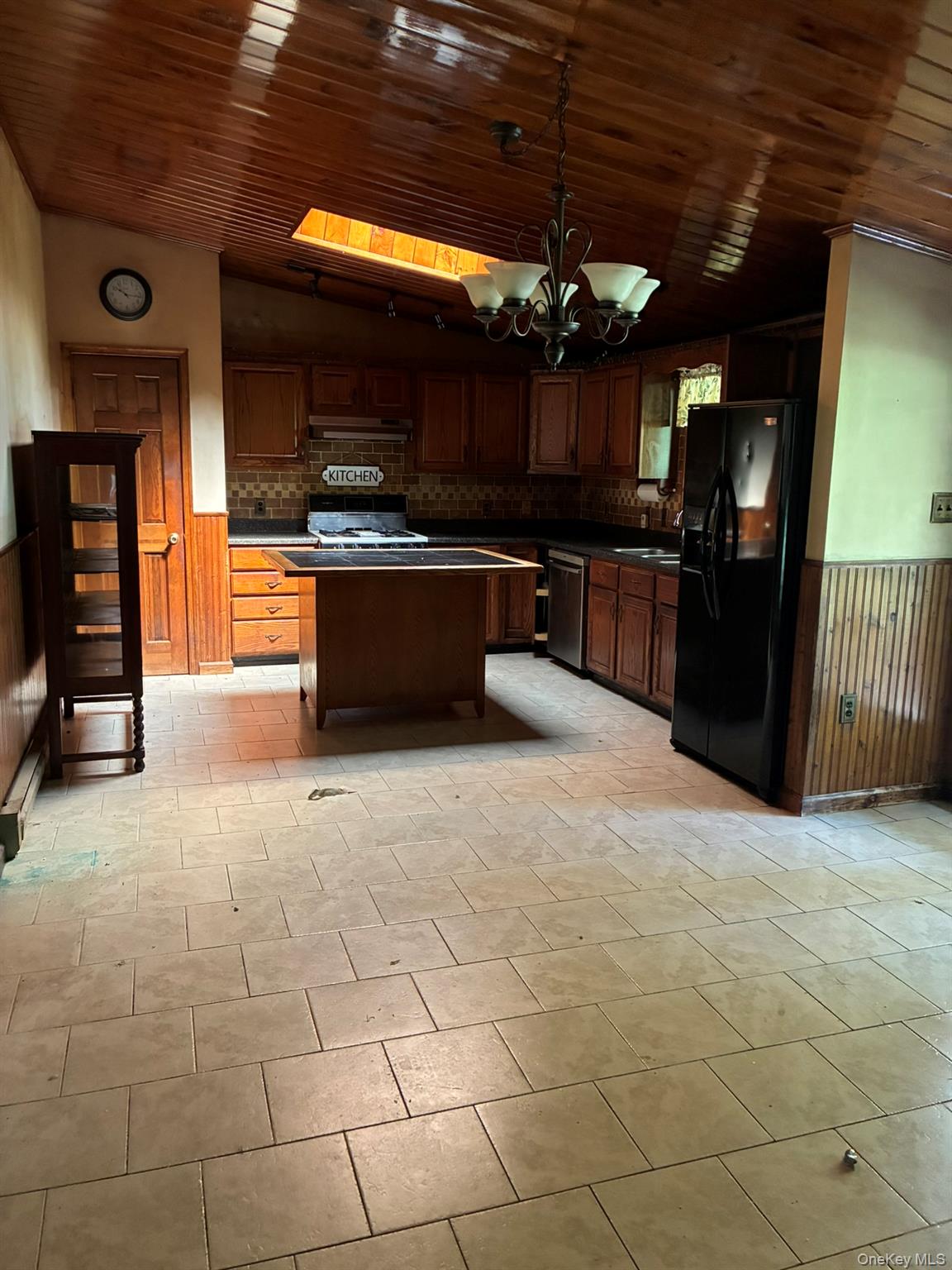 1140 Harvard Road Property Photo 2