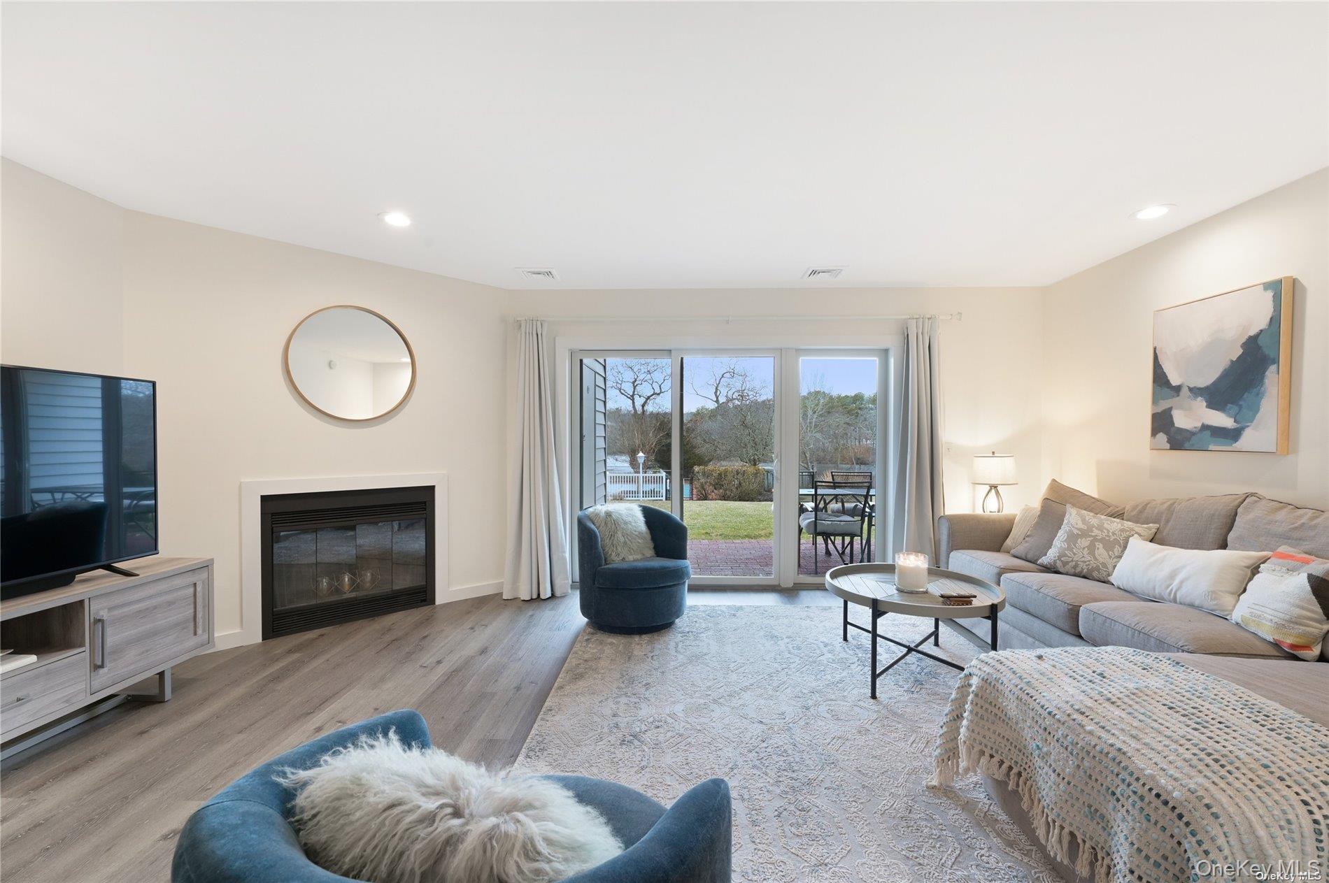 34 Montauk Highway 12 Property Photo 8