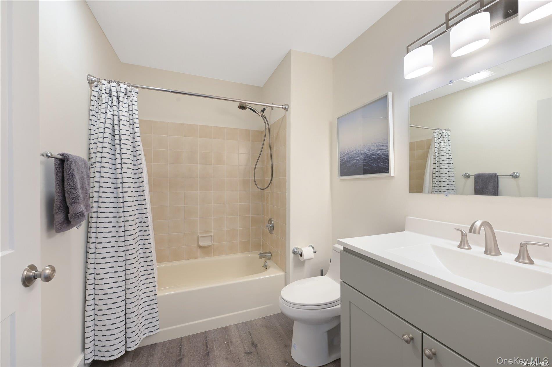 34 Montauk Highway 12 Property Photo 11