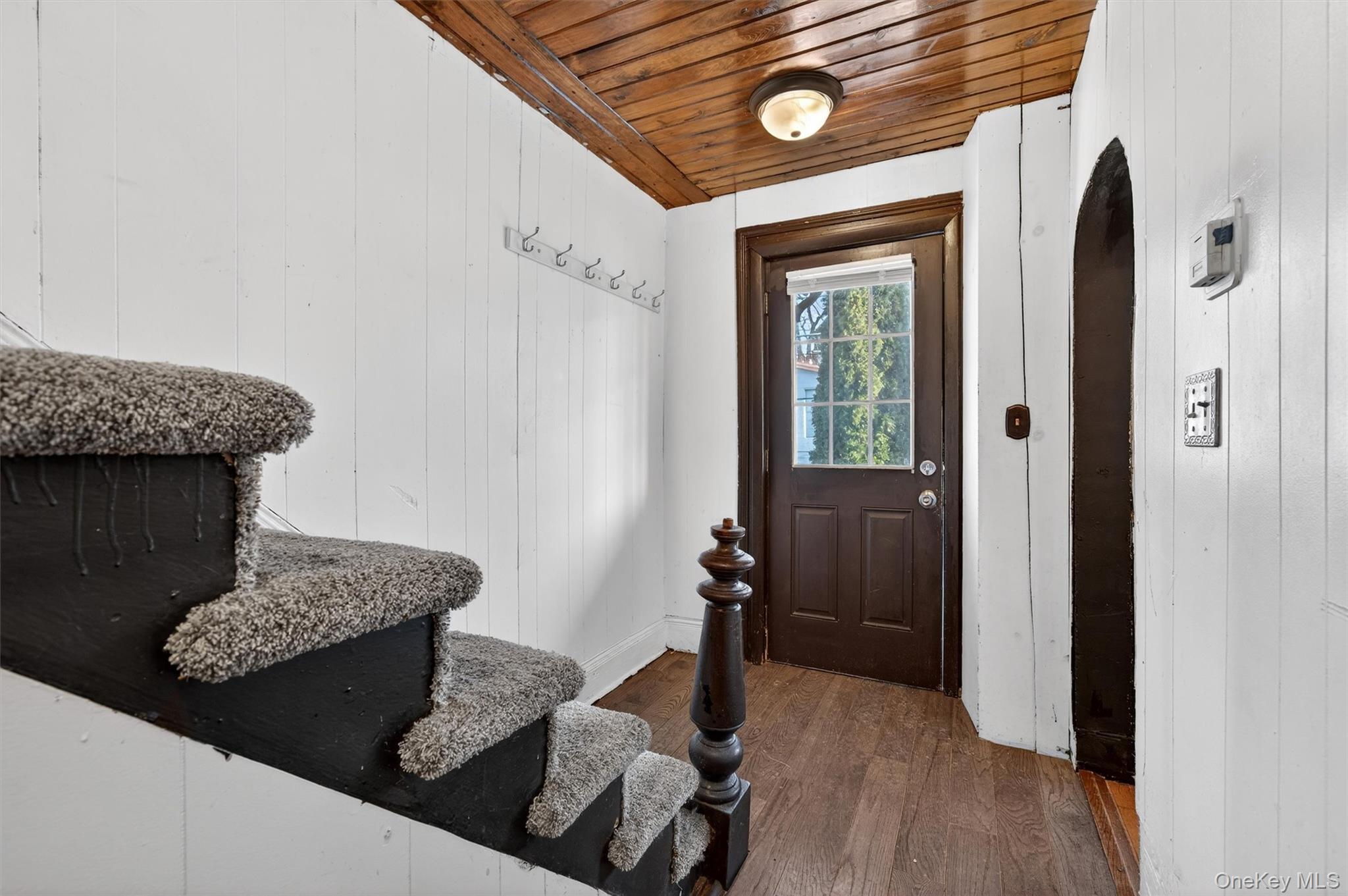 9 Franklin Street Property Photo 6