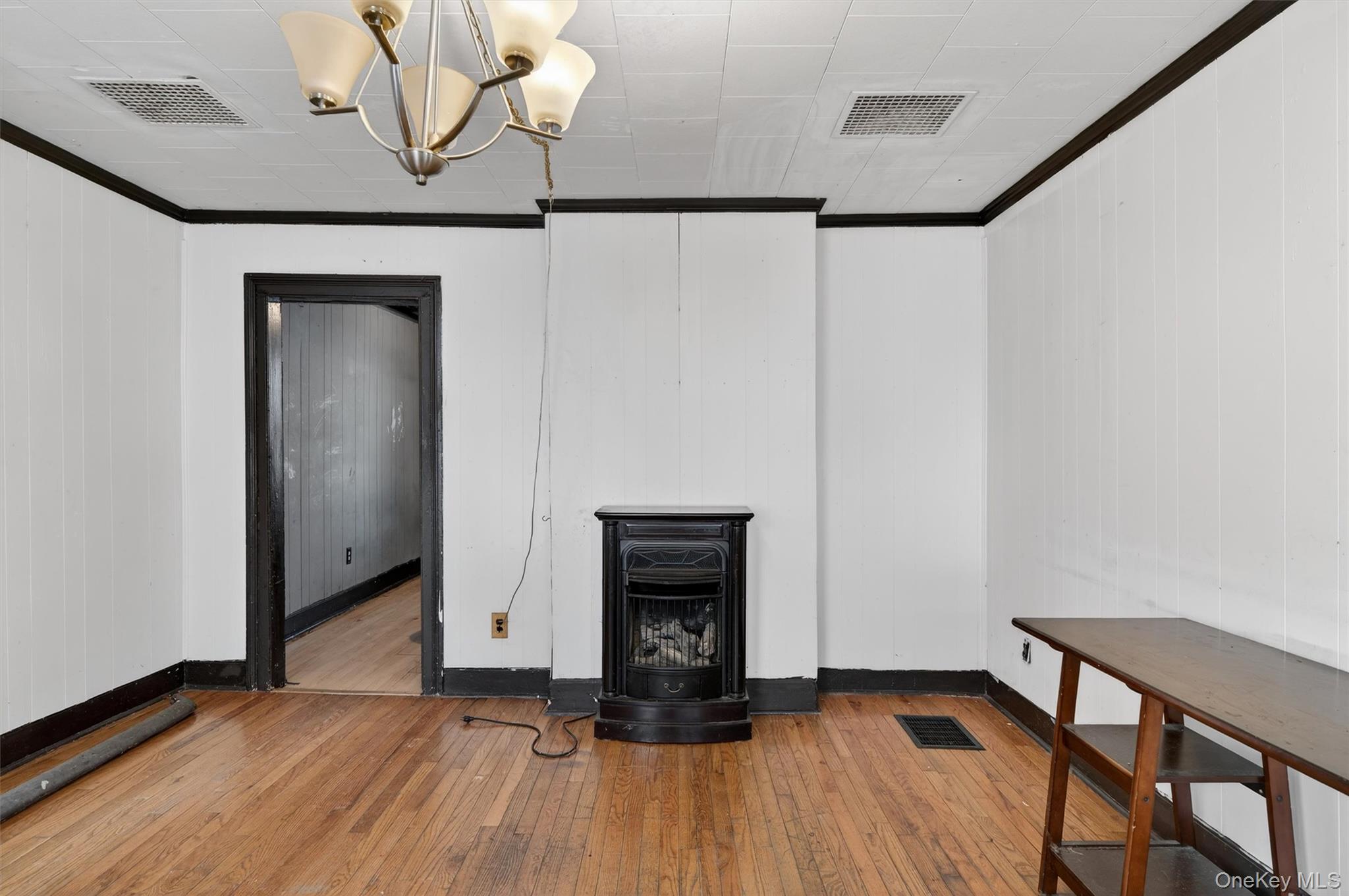 9 Franklin Street Property Photo 8