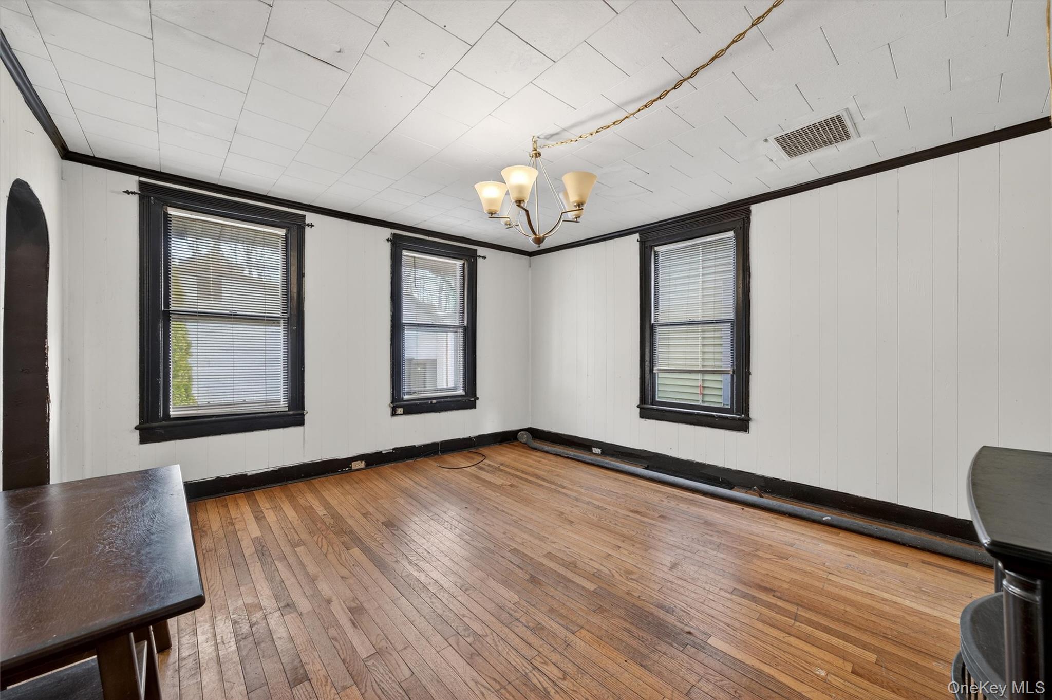 9 Franklin Street Property Photo 10