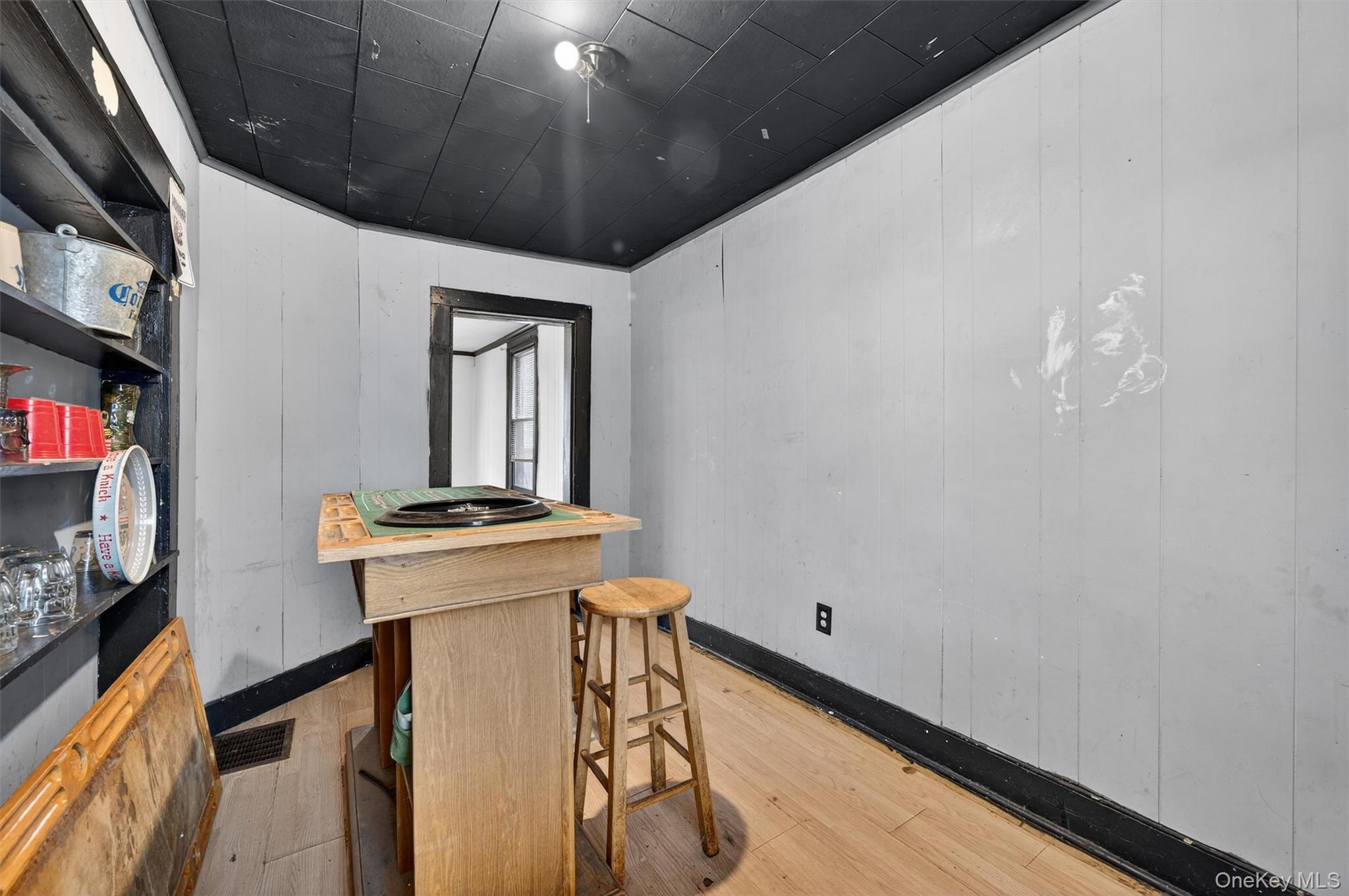 9 Franklin Street Property Photo 13