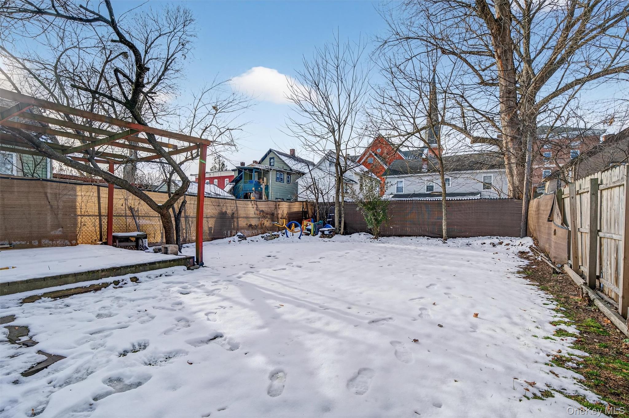 9 Franklin Street Property Photo 32